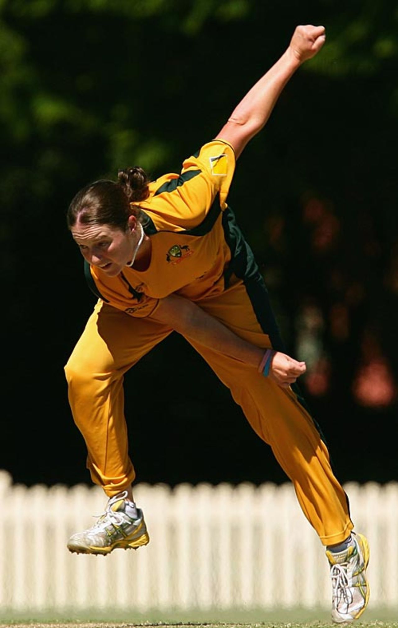 Rene Farrell took 2 for 23, Australia v Pakistan, women's World Cup, Super Six, Bankstown Oval, Sydney, March 16, 2009