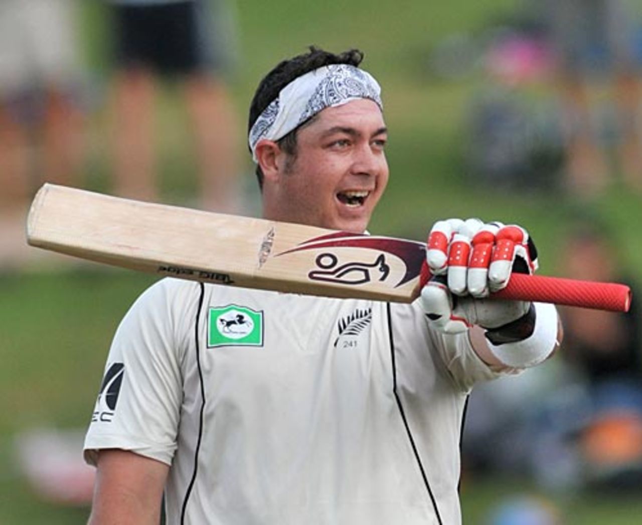 Jesse Ryder scored his maiden Test century, New Zealand v India, 1st Test, Hamilton, 1st day, March 18, 2009