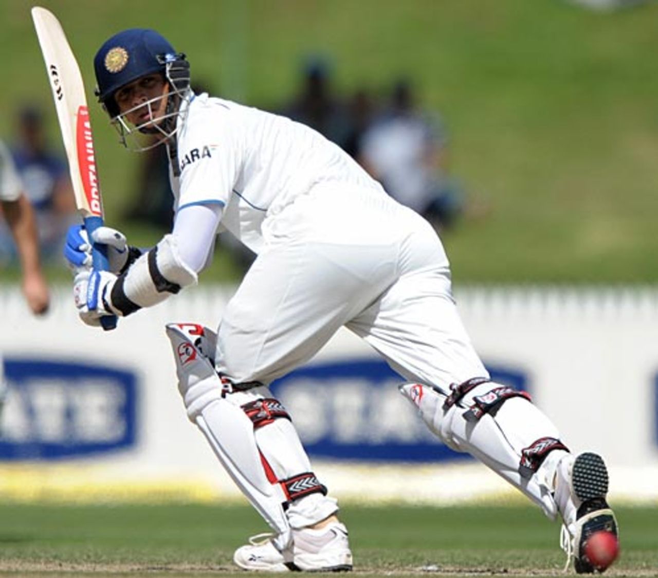 Rahul Dravid plays behind square, New Zealand v India, 1st Test, Hamilton, 2nd day, March 19, 2009