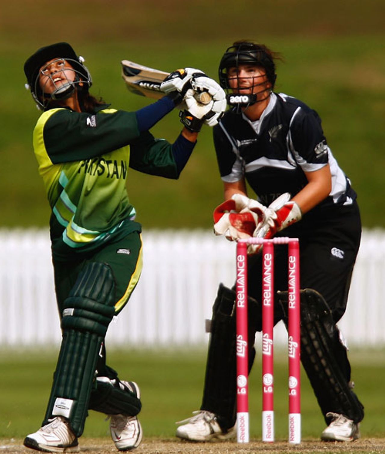 Nain Abidi launches into one, New Zealand v Pakistan, women's World Cup, Super Six, Drummoyne Oval, Sydney, March 19, 2009