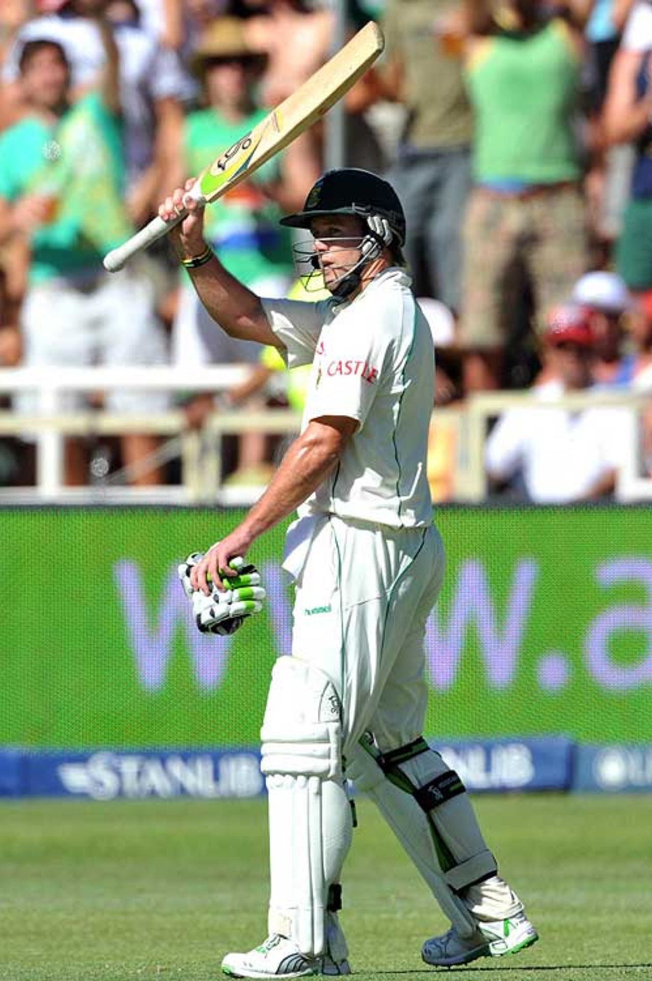 AB de Villiers departs for a sparkling 163, South Africa v Australia, 3rd Test, 3rd day, Cape Town, March 21, 2009