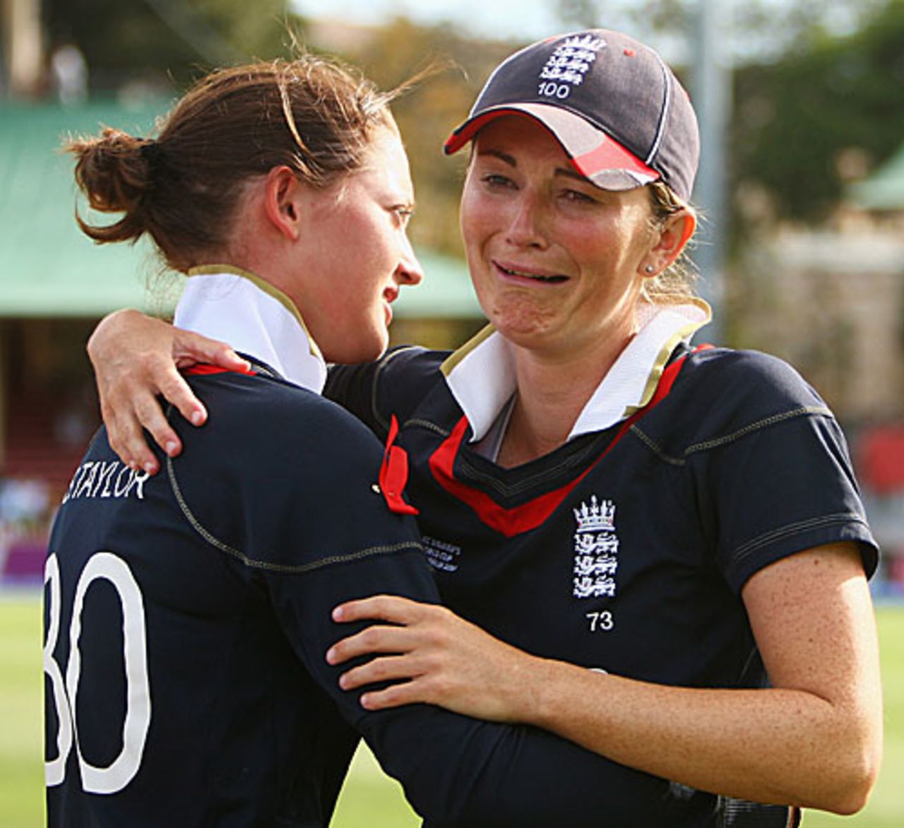 Charlotte Edwards is overcome with emotion as she hugs Sarah Taylor, England v New Zealand, women's World Cup final, Sydney, March 22, 2009