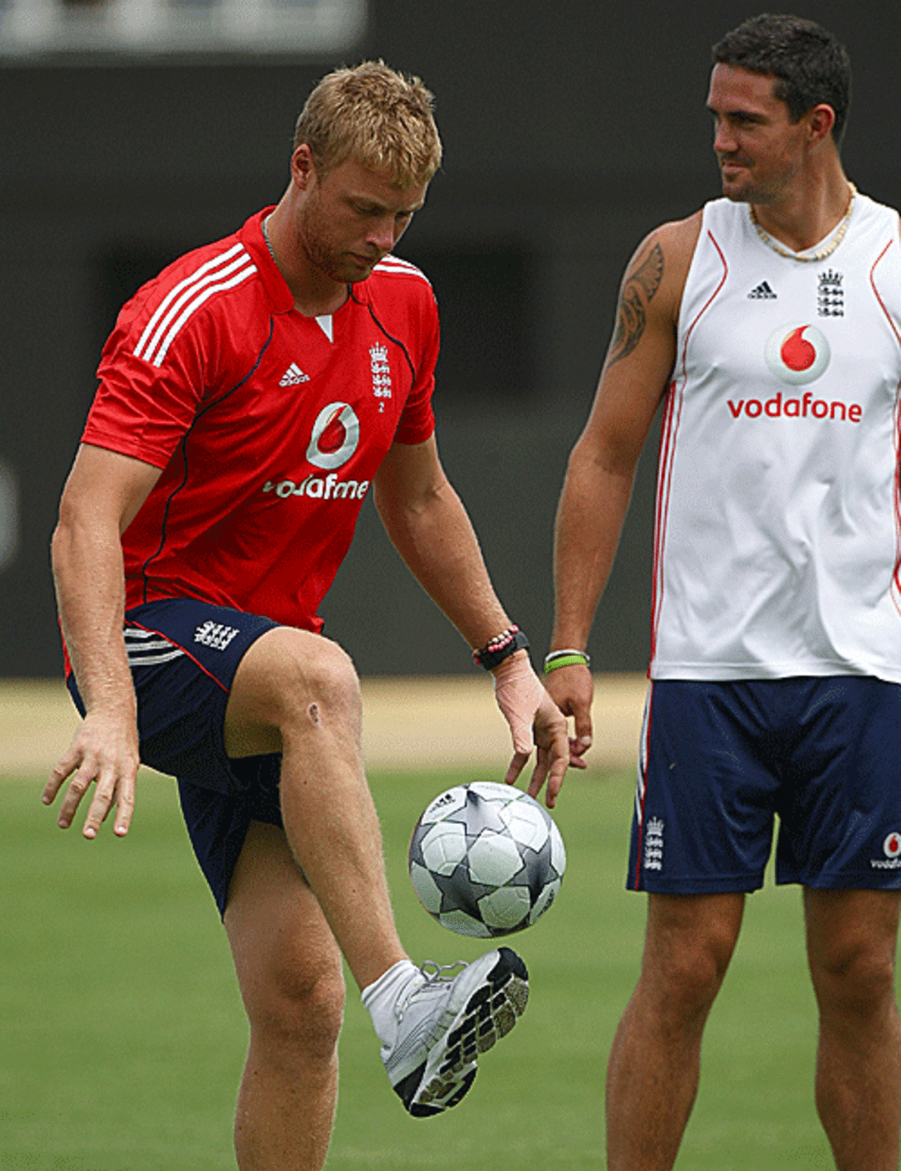 Andrew Flintoff and Kevin Pietersen at a training session, St Lucia, March 31. 2009
