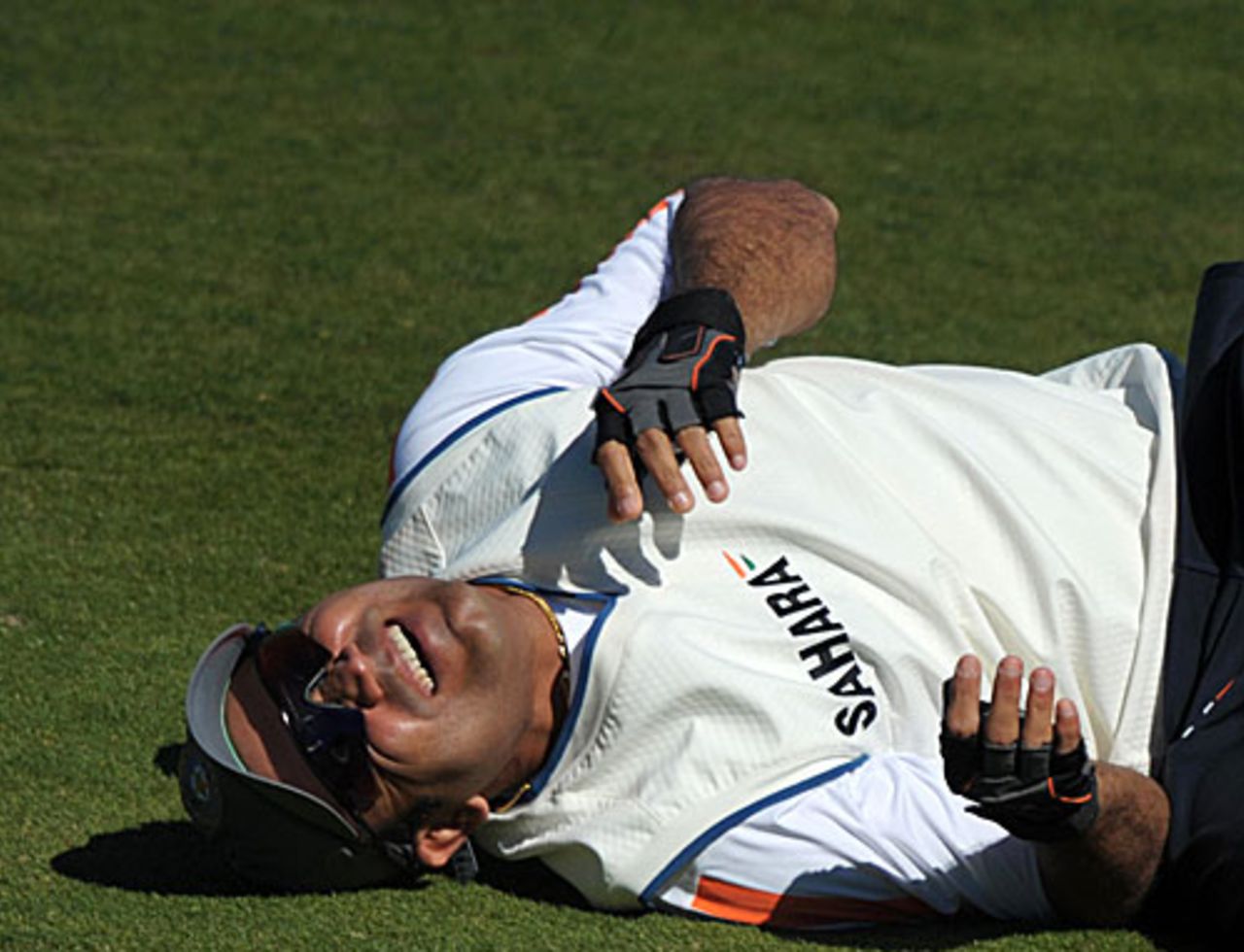 Virender Sehwag relaxes on the Basin Reserve outfield, Wellington, April 2, 2009
