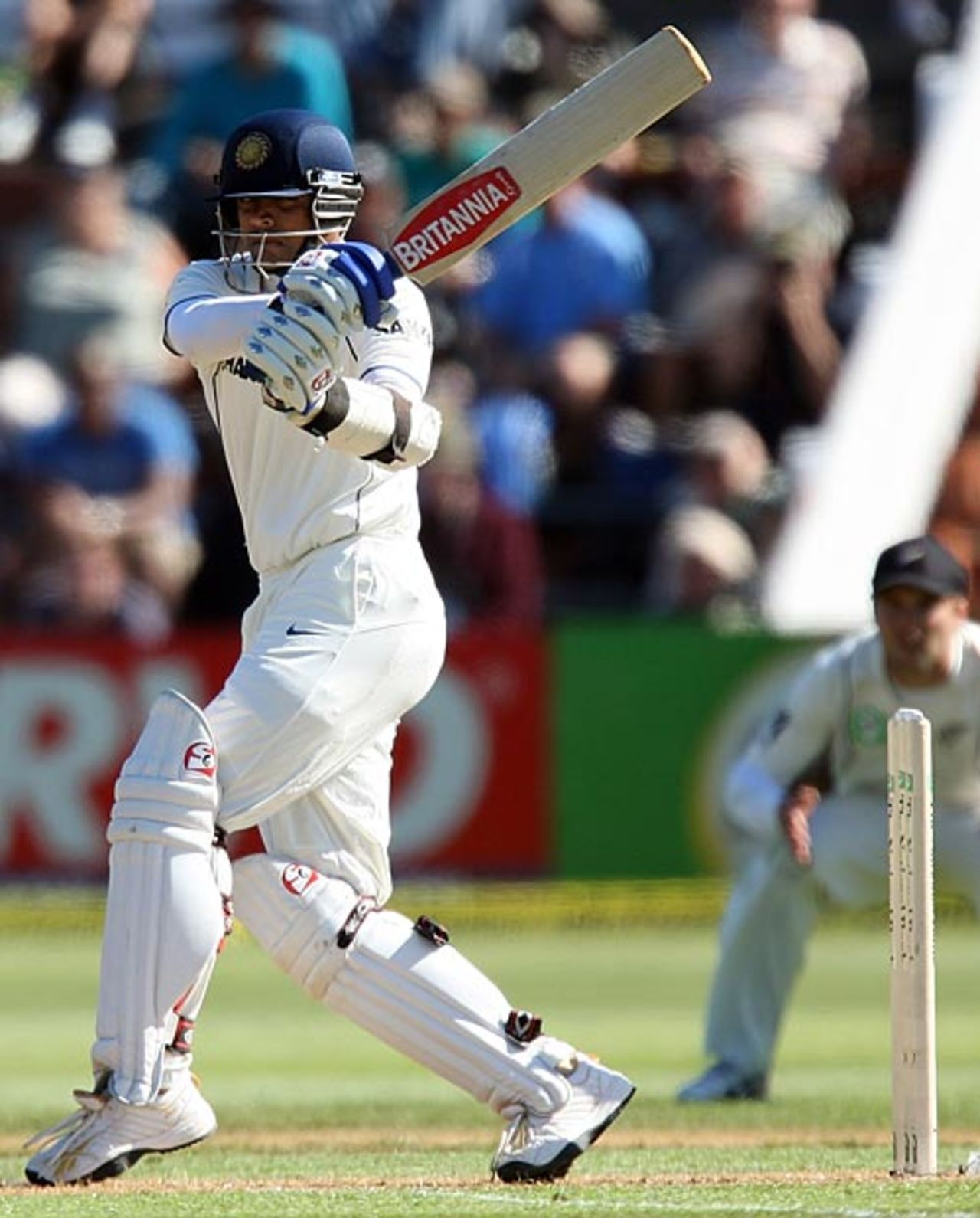Rahul Dravid played a steady innings, New Zealand v India, 3rd Test, Wellington, 1st day, April 3, 2009