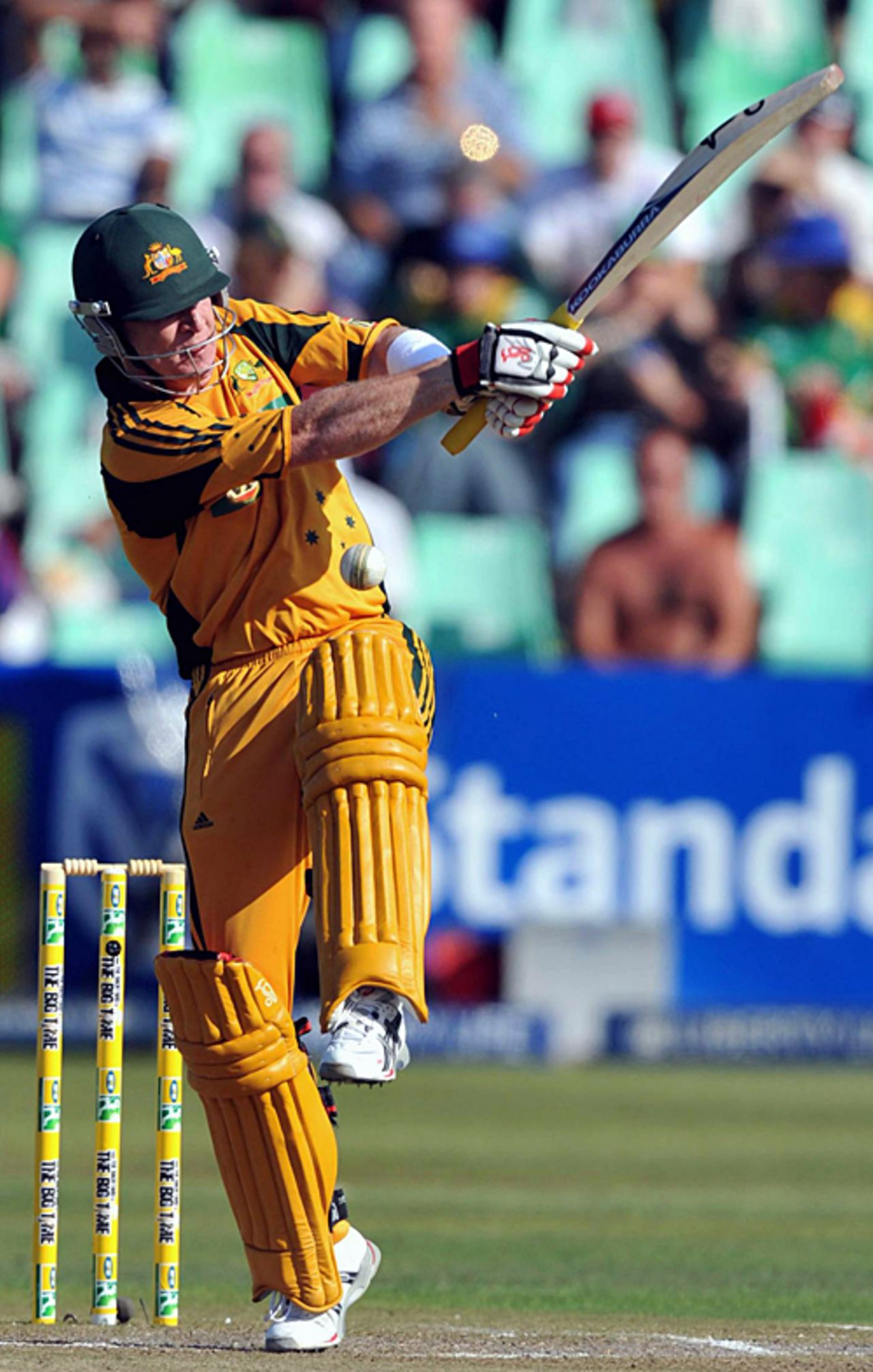 Brad Haddin attempts the pull, South Africa v Australia, 1st ODI, Durban, April 3, 2009