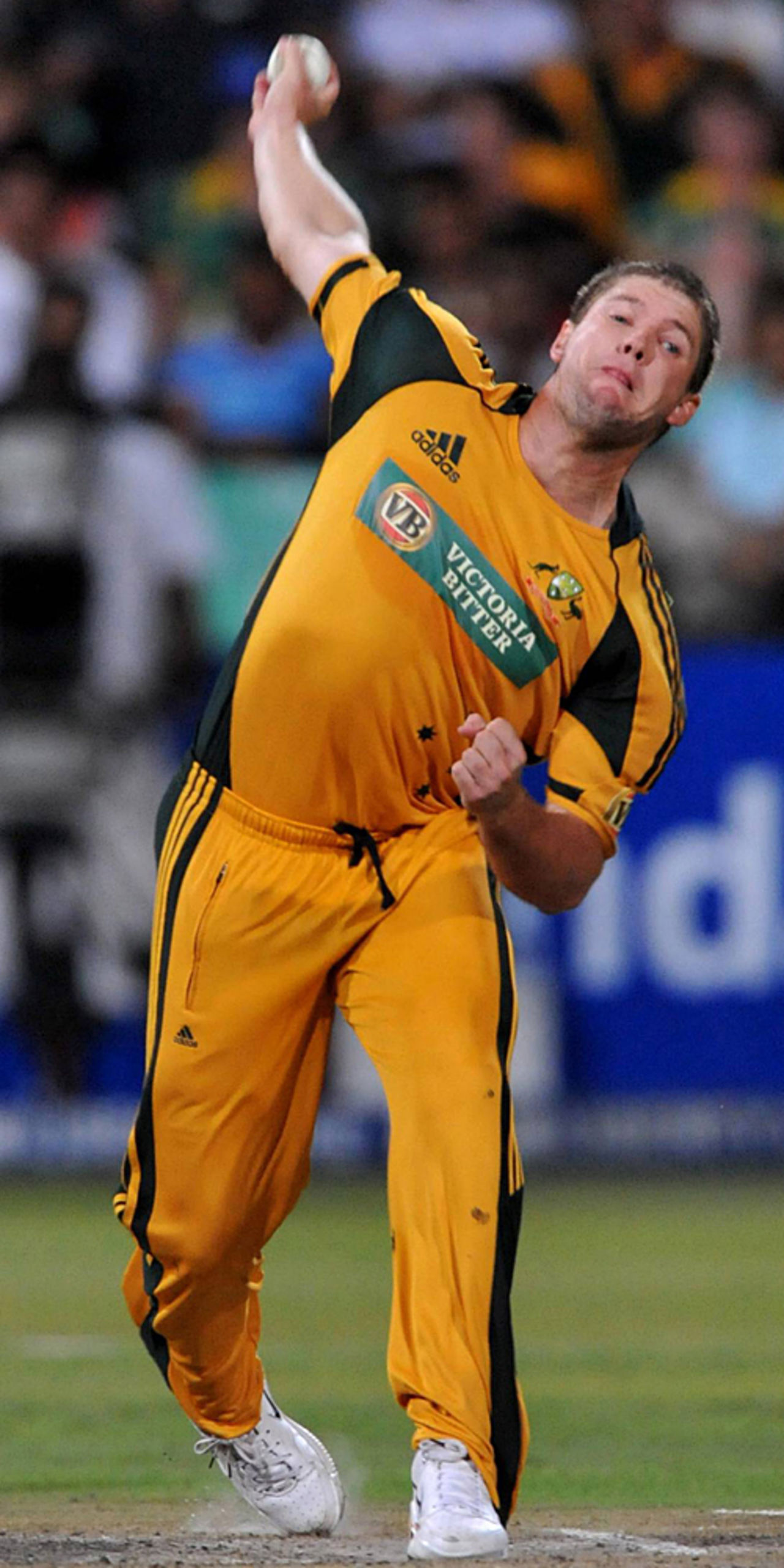 James Hopes toils hard, South Africa v Australia, 1st ODI, Durban, April 3, 2009