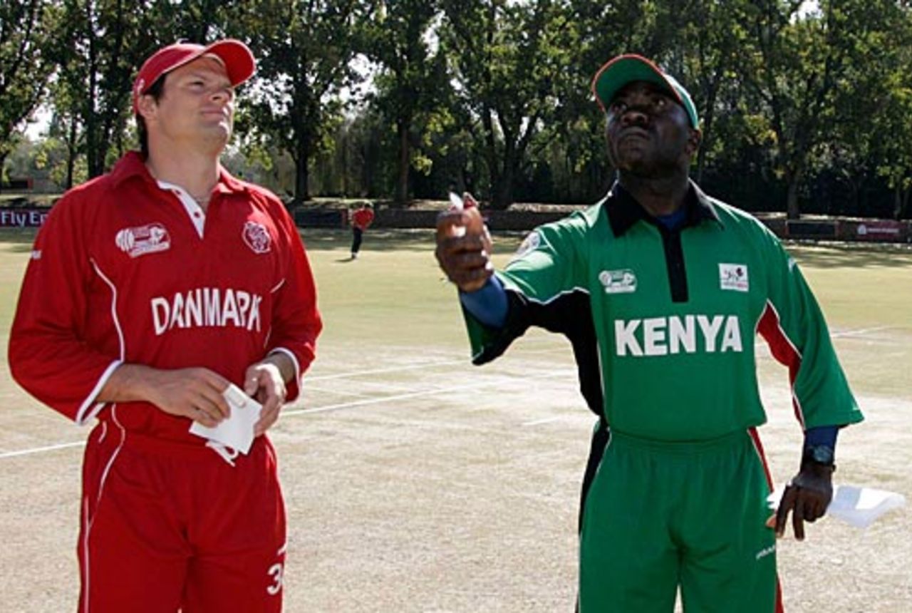 Freddie Klokker and Steve Tikolo at the toss, Denmark v Kenya, World Cup Qualifiers, Potchefstroom, April 8, 2009