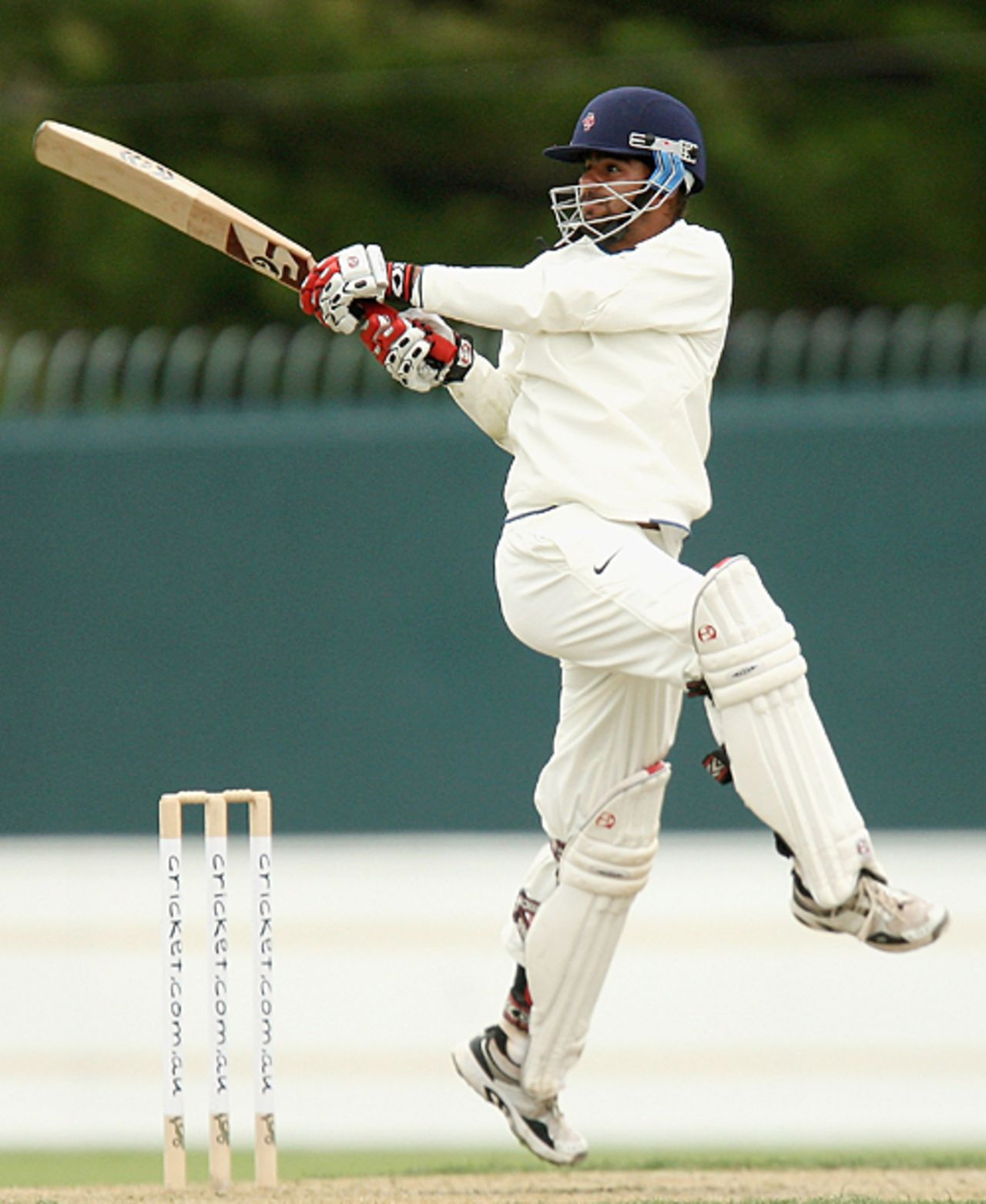Harpreet Singh pulls en route to his century, Australia Under-19 v India Under-19, 1st Test, Hobart, 2nd day, April 12, 2009