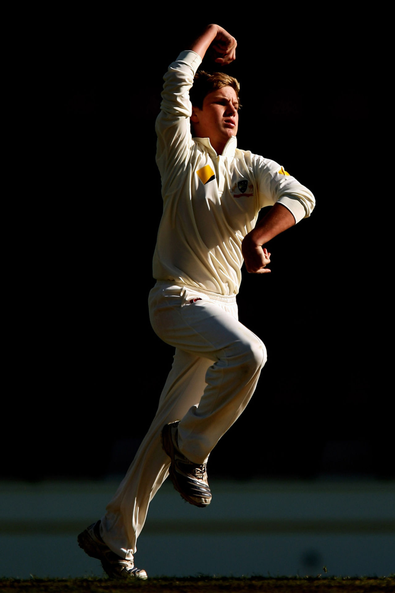 Adam Zampa bowls, Australia Under-19 v India Under-19, 1st Test, Hobart, 3rd day, April 13, 2009