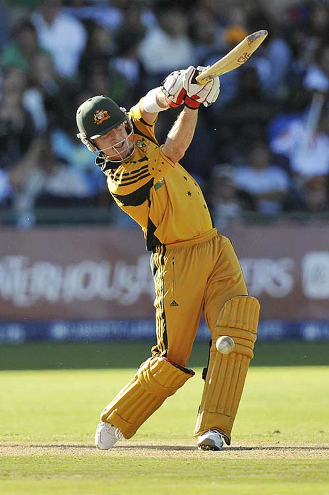 Brad Haddin smashes it on the rise, South Africa v Australia, 4th ODI, Port Elizabeth, April 13, 2009