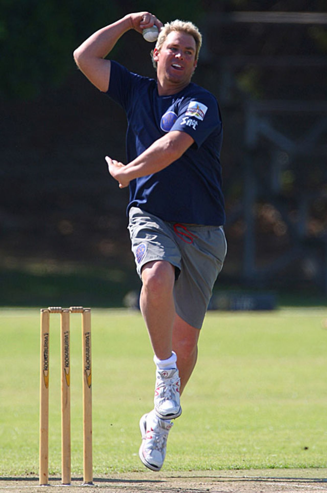 Shane Warne fine-tunes his bowling, Cape Town, April 15, 2009