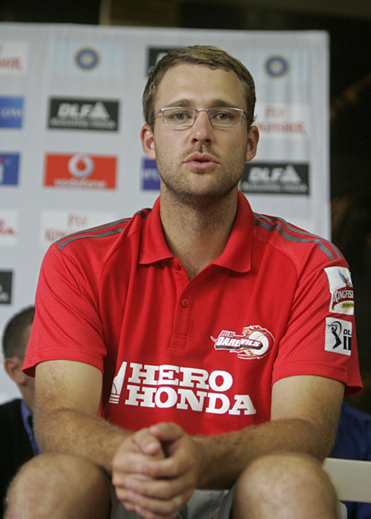 Daniel Vettori addresses the media, Cape Town, April 17, 2009