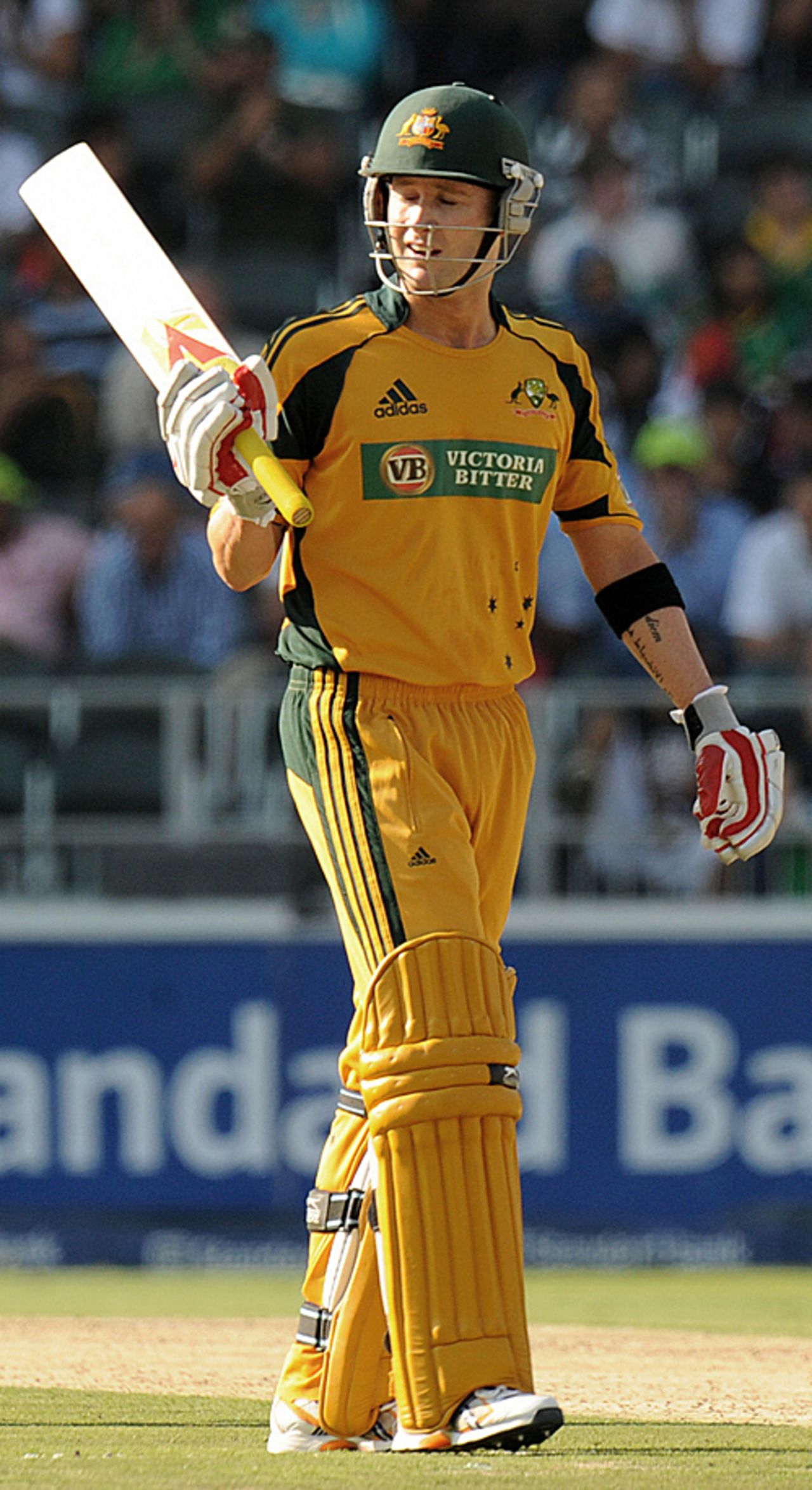 Michael Clarke reaches his half-century, South Africa v Australia, 5th ODI, Johannesburg, April 17, 2009