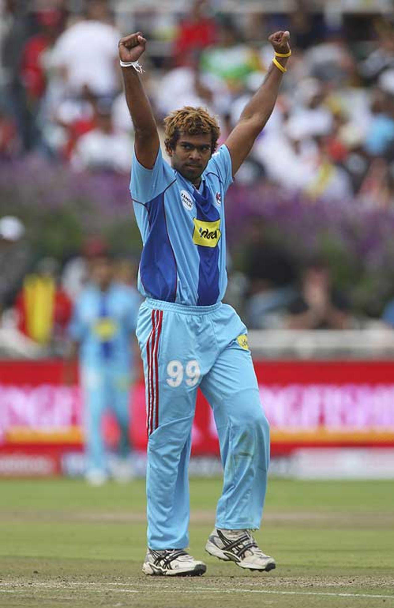 Lasith Malinga was superb at the death, Chennai Super Kings v Mumbai Indians, IPL, 1st game, Cape Town, April 18, 2009