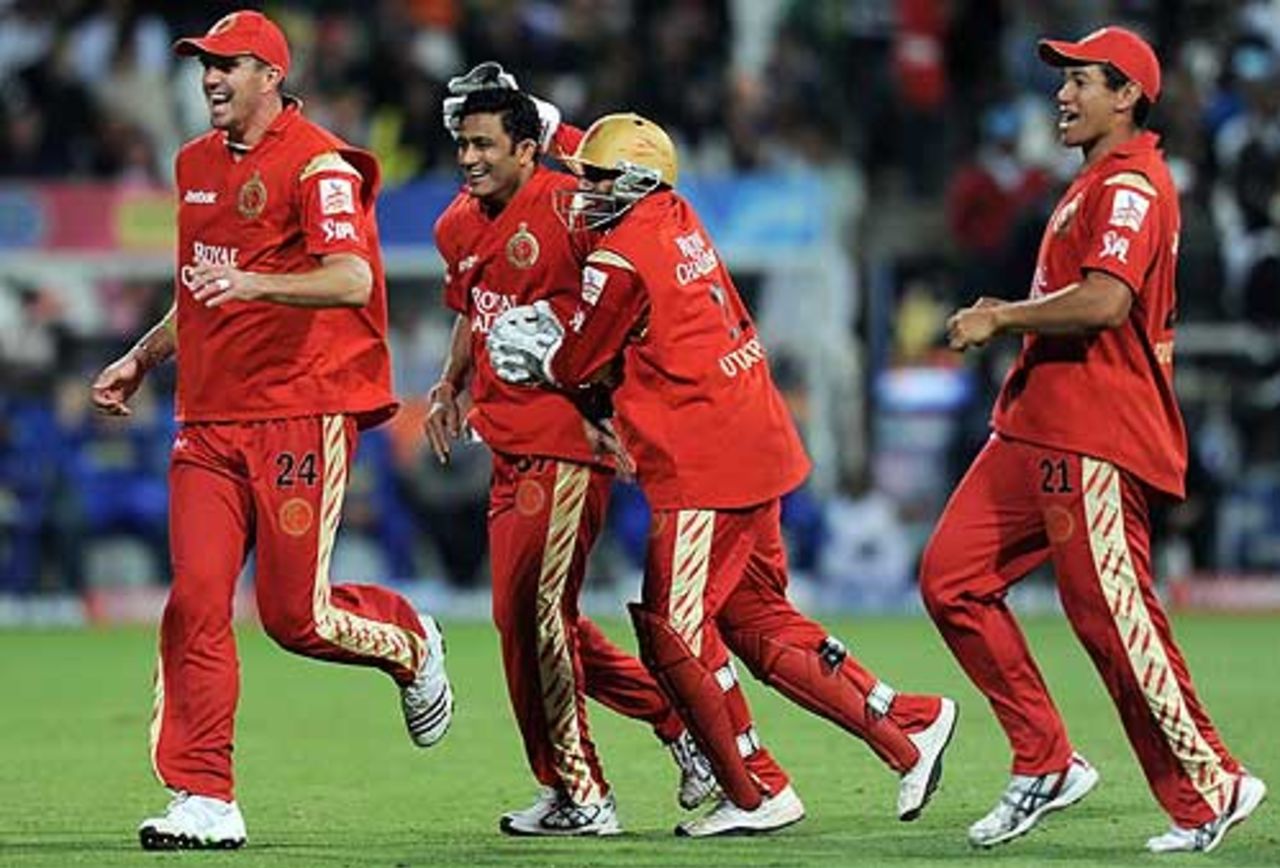Anil Kumble's five wickets sunk Rajasthan, Bangalore Royal Challenger v Rajasthan Royals IPL, 2nd game, Cape Town, April 18, 2009