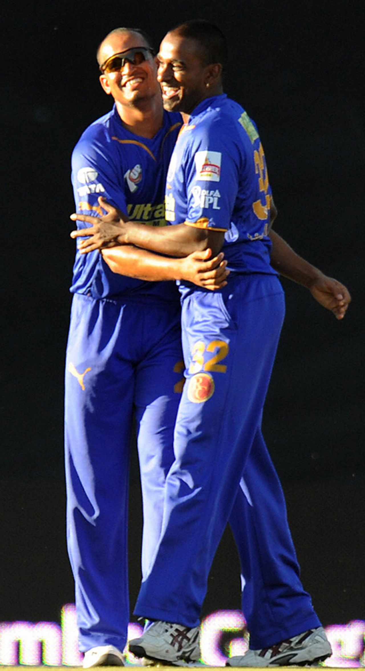 Dimitri Mascarenhas gets a hug from Yusuf Pathan after dismissing Gautam Gambhir, Delhi Daredevils v Rajasthan Royals, IPL, 18th match, Centurion, April 28, 2009
