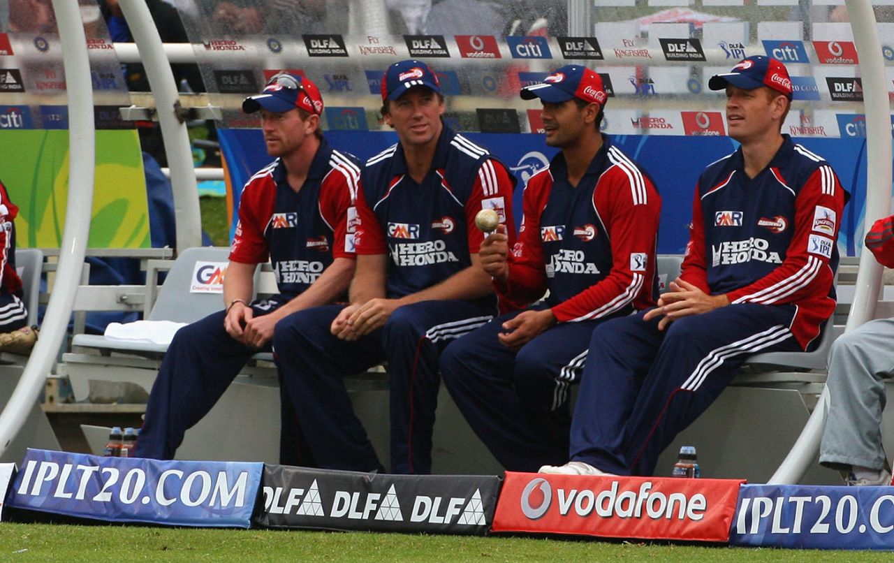 Paul Collingwood, Glenn McGrath and Owais Shah on the bench, Delhi Daredevils v Kings XI Punjab, Cape Town, IPL 2009, April 19, 2009 
