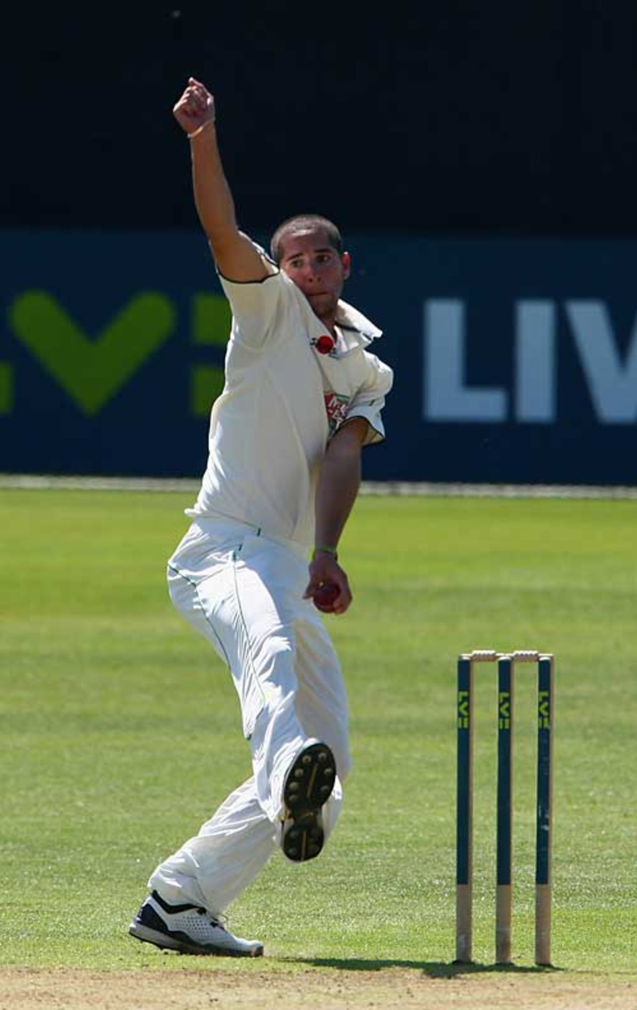 Wayne Parnell makes his debut for Kent, Essex v Kent, County Championship Division Two, Chelmsford, April 29, 2009