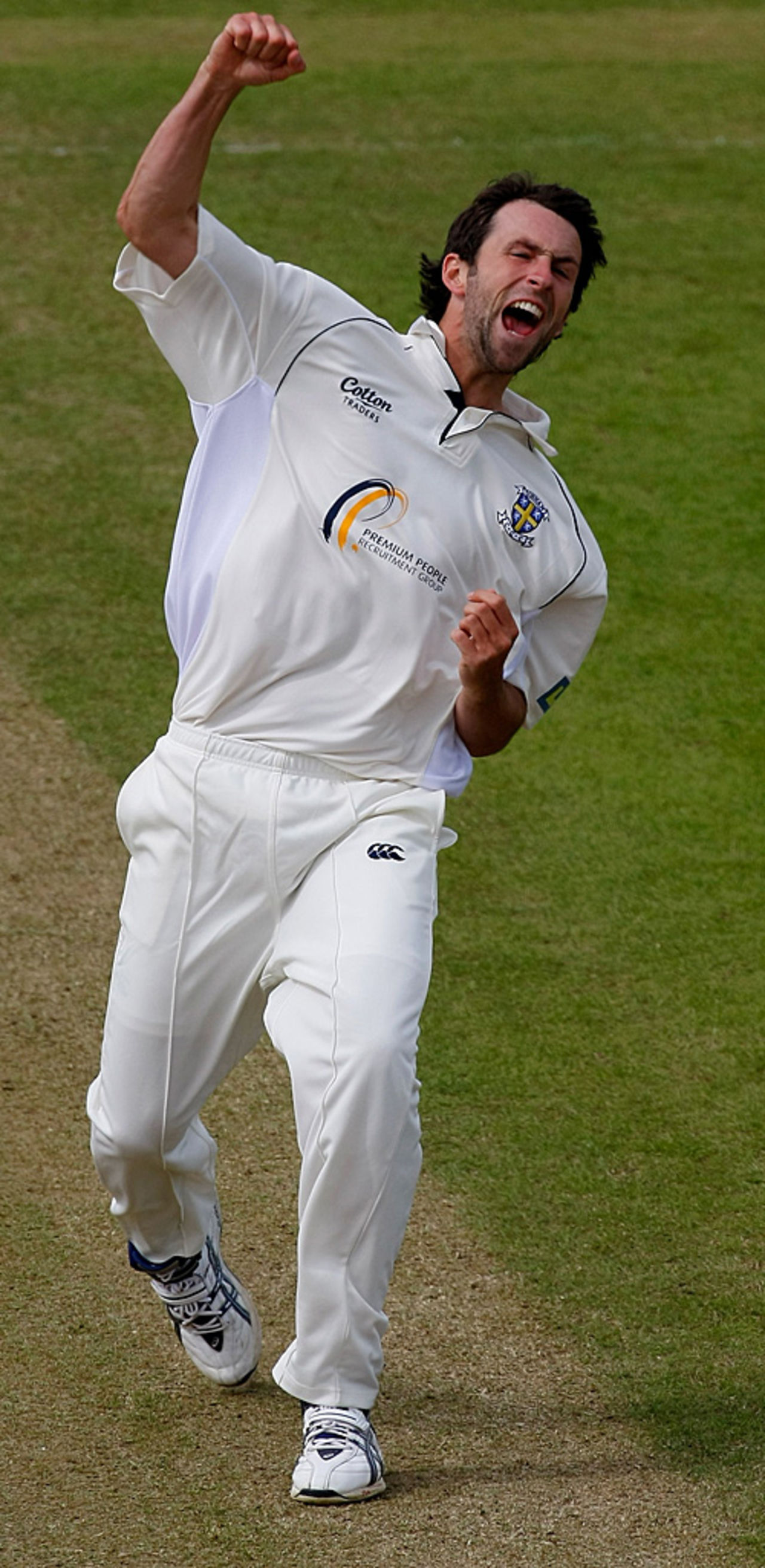 Graham Onions celebrates one of his six wickets on his call-up to the England squad, Somerset v Durham, County Championship Division One, Taunton, April 29, 2008