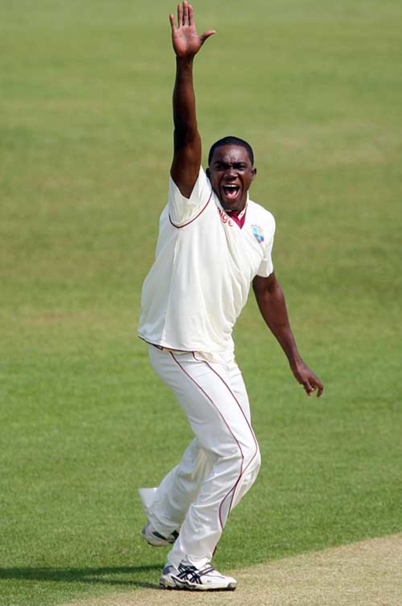 Jerome Taylor produced an impressive new-ball burst, England Lions v West Indians, Derby, May 1, 2009