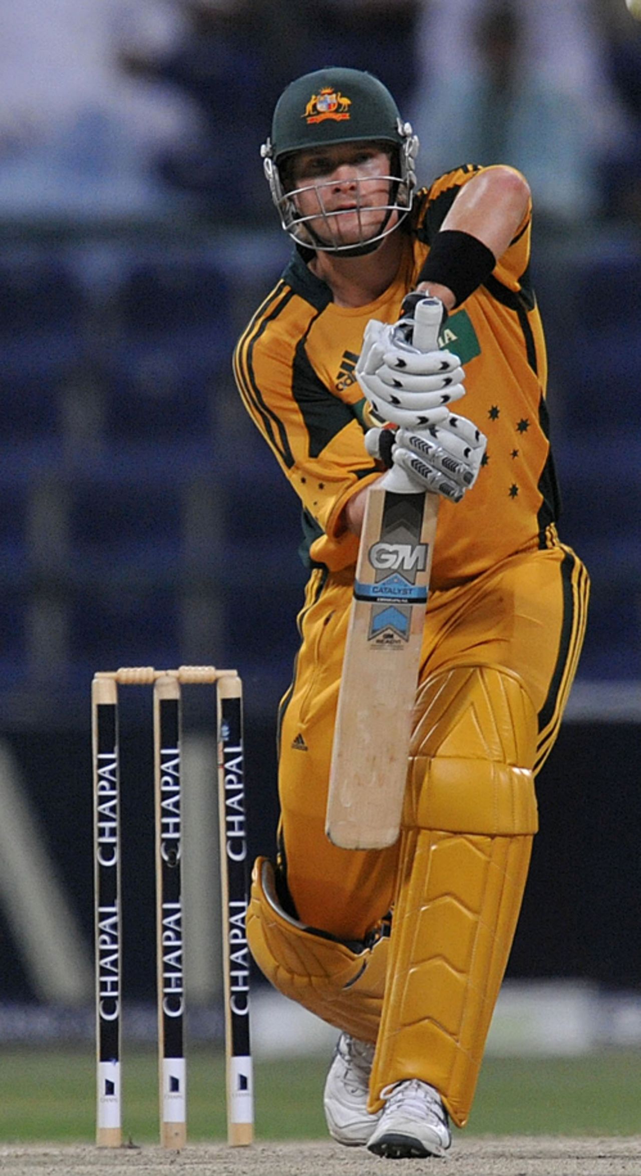 Shane Watson looks strong in defence, Pakistan v Australia, 4th ODI, Abu Dhabi, May 1, 2009