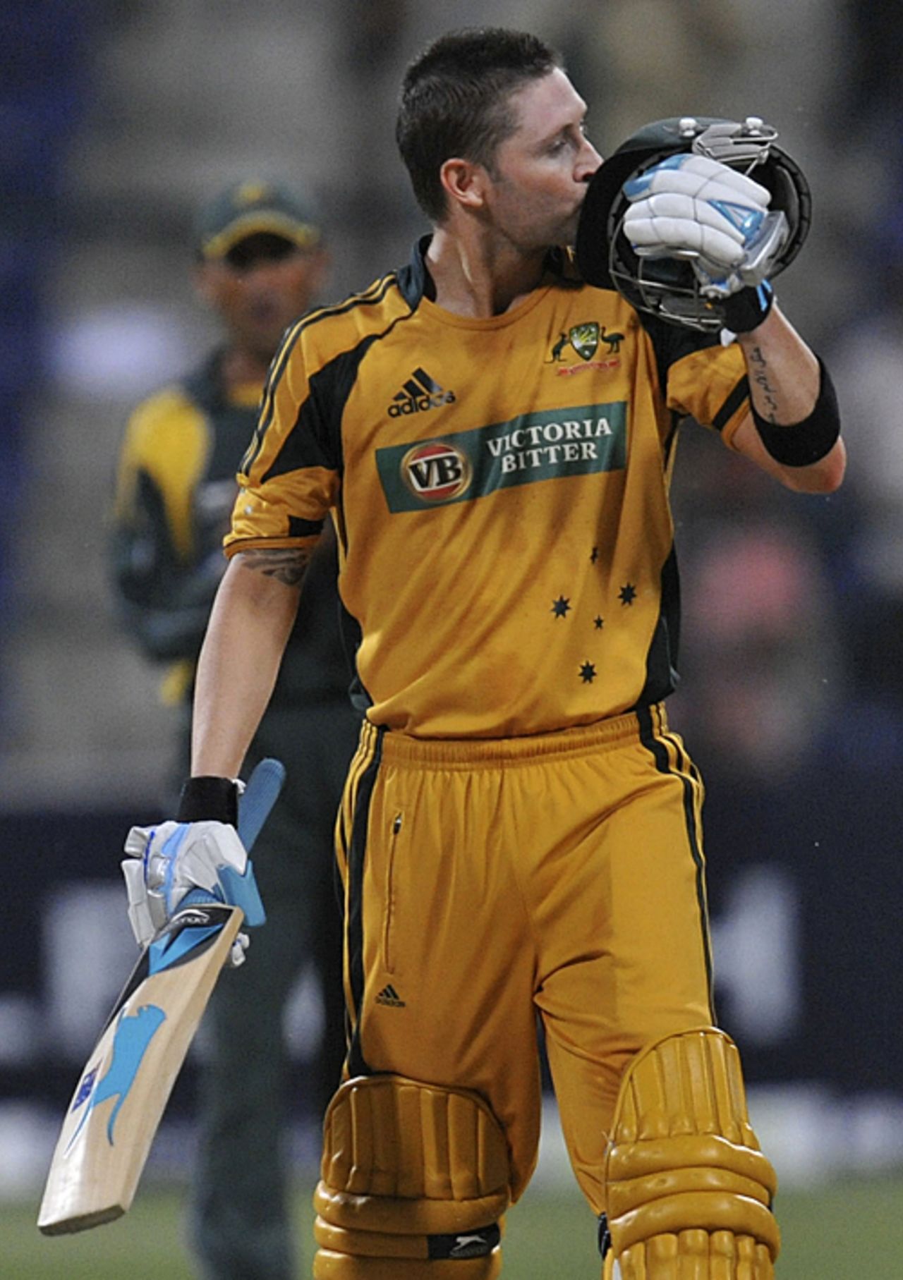Michael Clarke got to his hundred off 122 balls, Pakistan v Australia, 4th ODI, Abu Dhabi, May 1, 2009