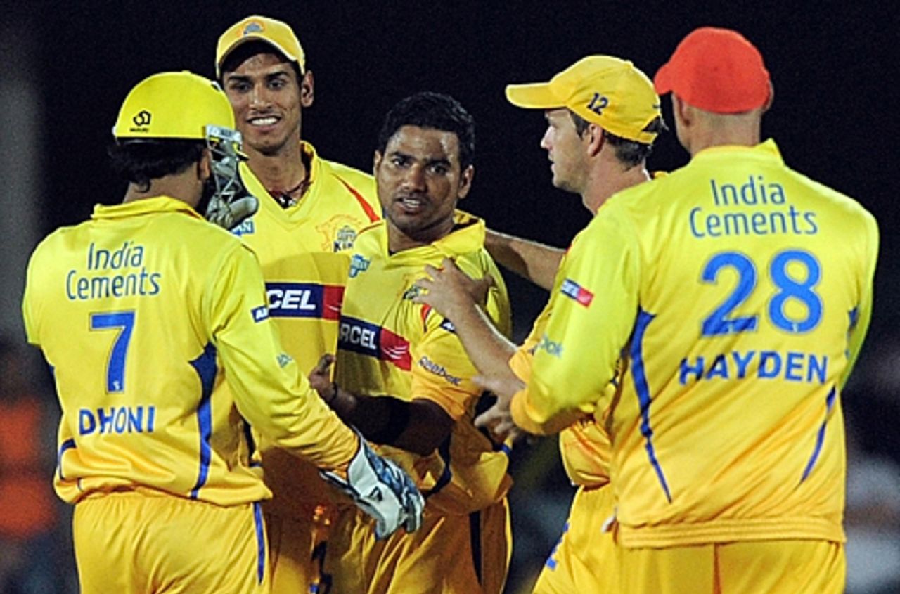 Shadab Jakati is congratulated by team-mates after picking up another wicket, Chennai Super Kings v Deccan Chargers, IPL, 29th match, East London, May 4, 2009
