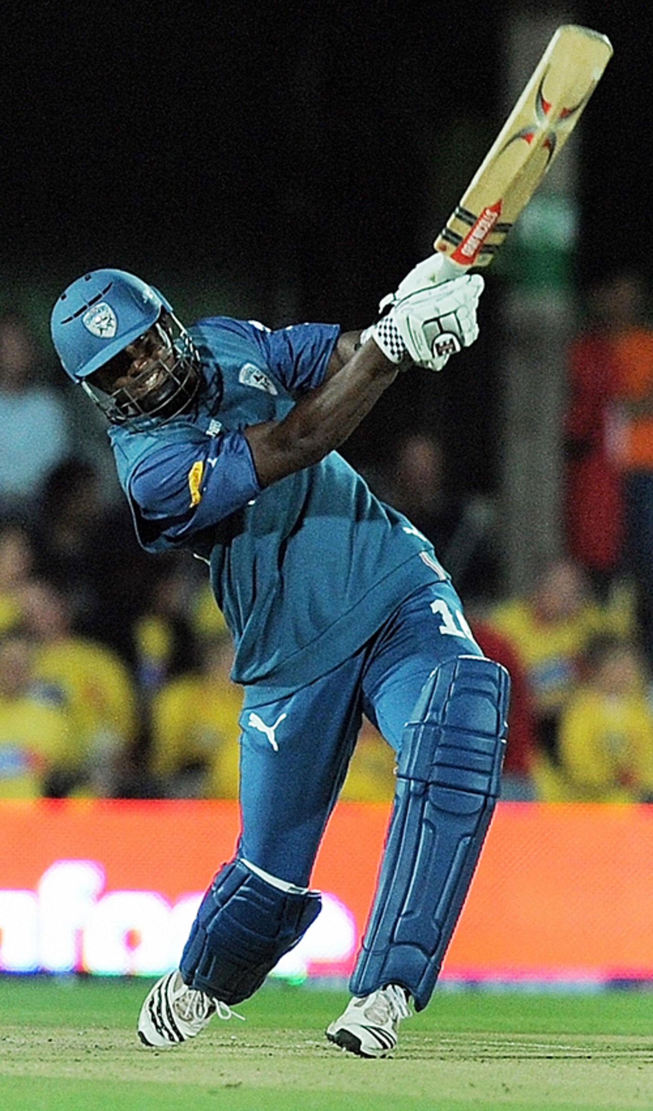 Dwayne Smith cuts loose, Chennai Super Kings v Deccan Chargers, IPL, 29th match, East London, May 4, 2009