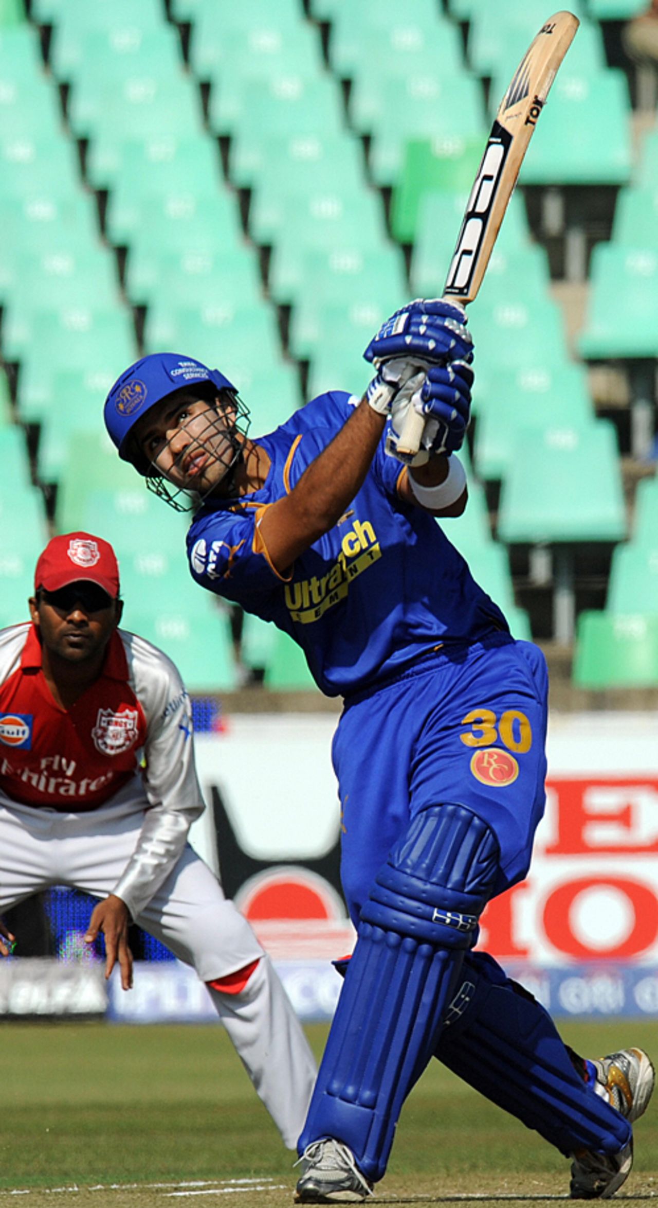 Naman Ojha goes over the top, Kings XI Punjab v Rajasthan Royals, 30th match, IPL, Durban, May 5, 2009