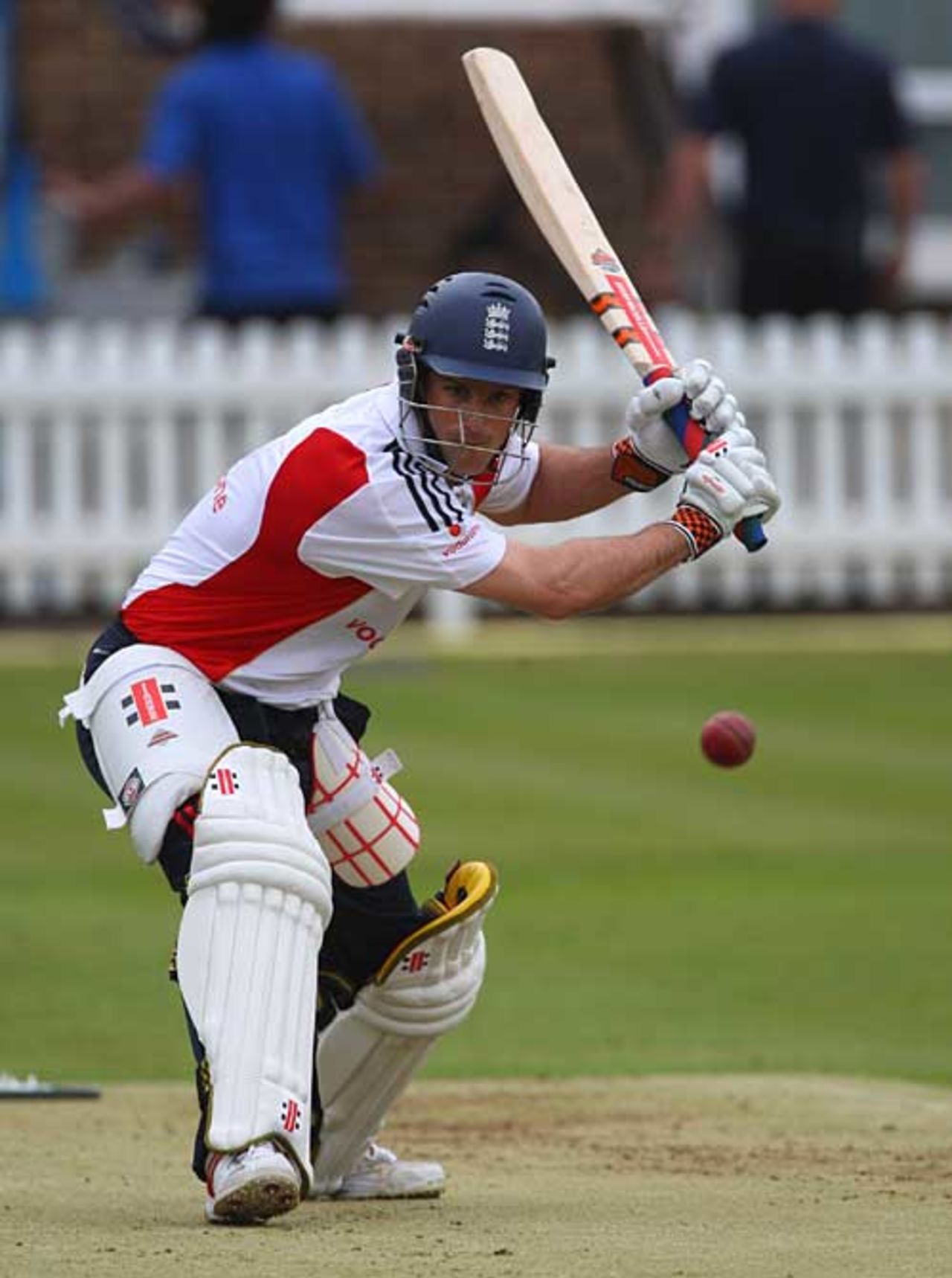 Andrew Strauss practises on the eve of the opening Test of the summer, England v West Indies, 1st Test, Lord's, May 5, 2009