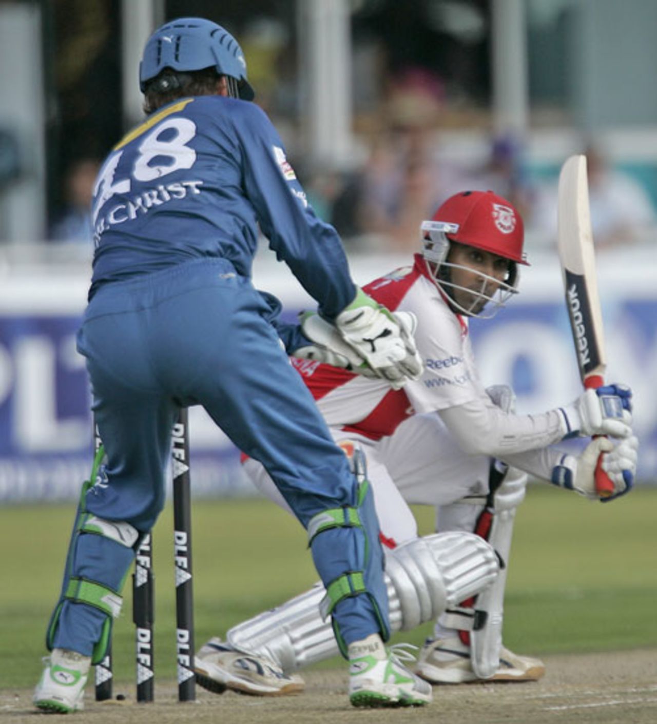 Mahela Jayawardene guides the ball towards third man, Deccan Chargers v Kings XI Punjab, IPL, Kimberley, May 9, 2009