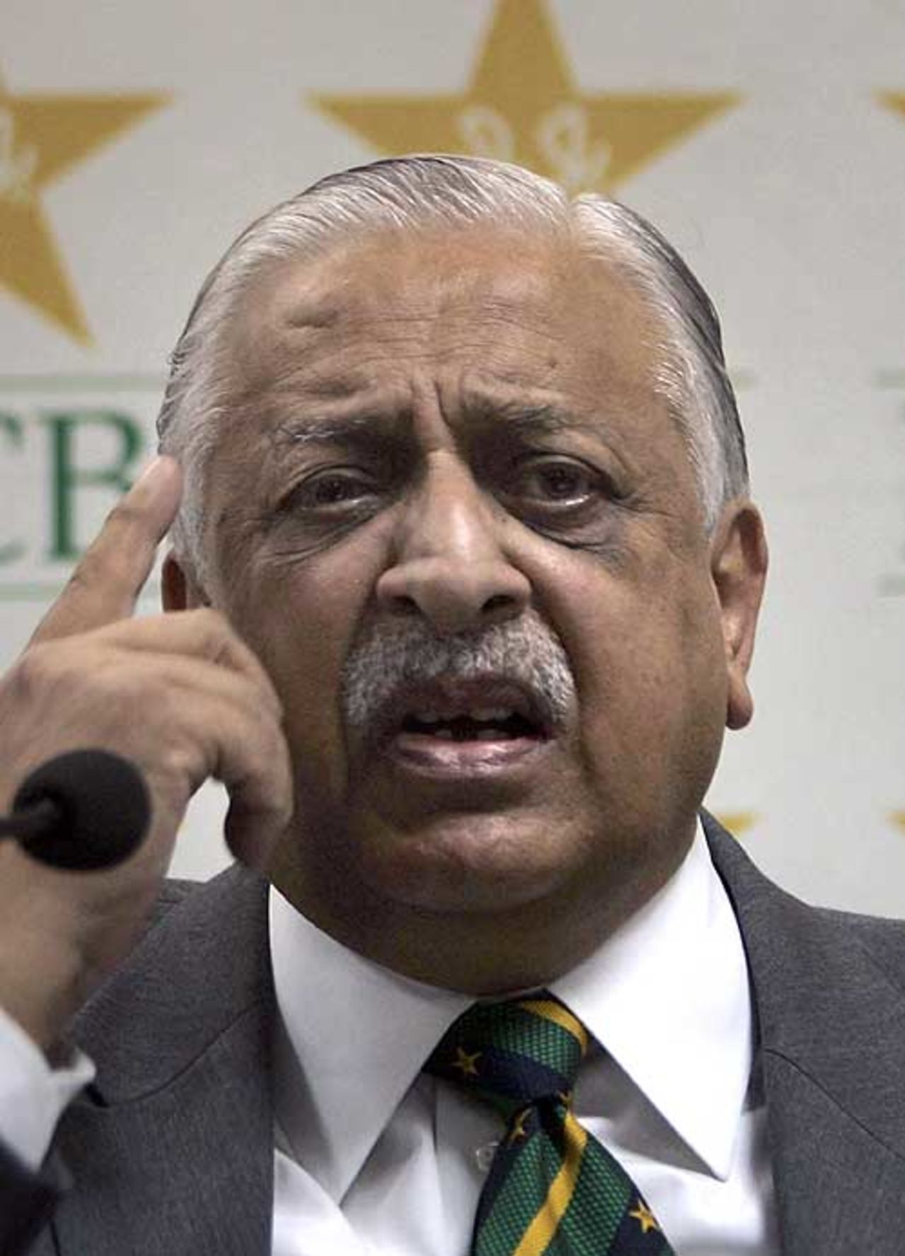 Ijaz Butt issues a legal notice to the ICC, Lahore, May 9, 2009