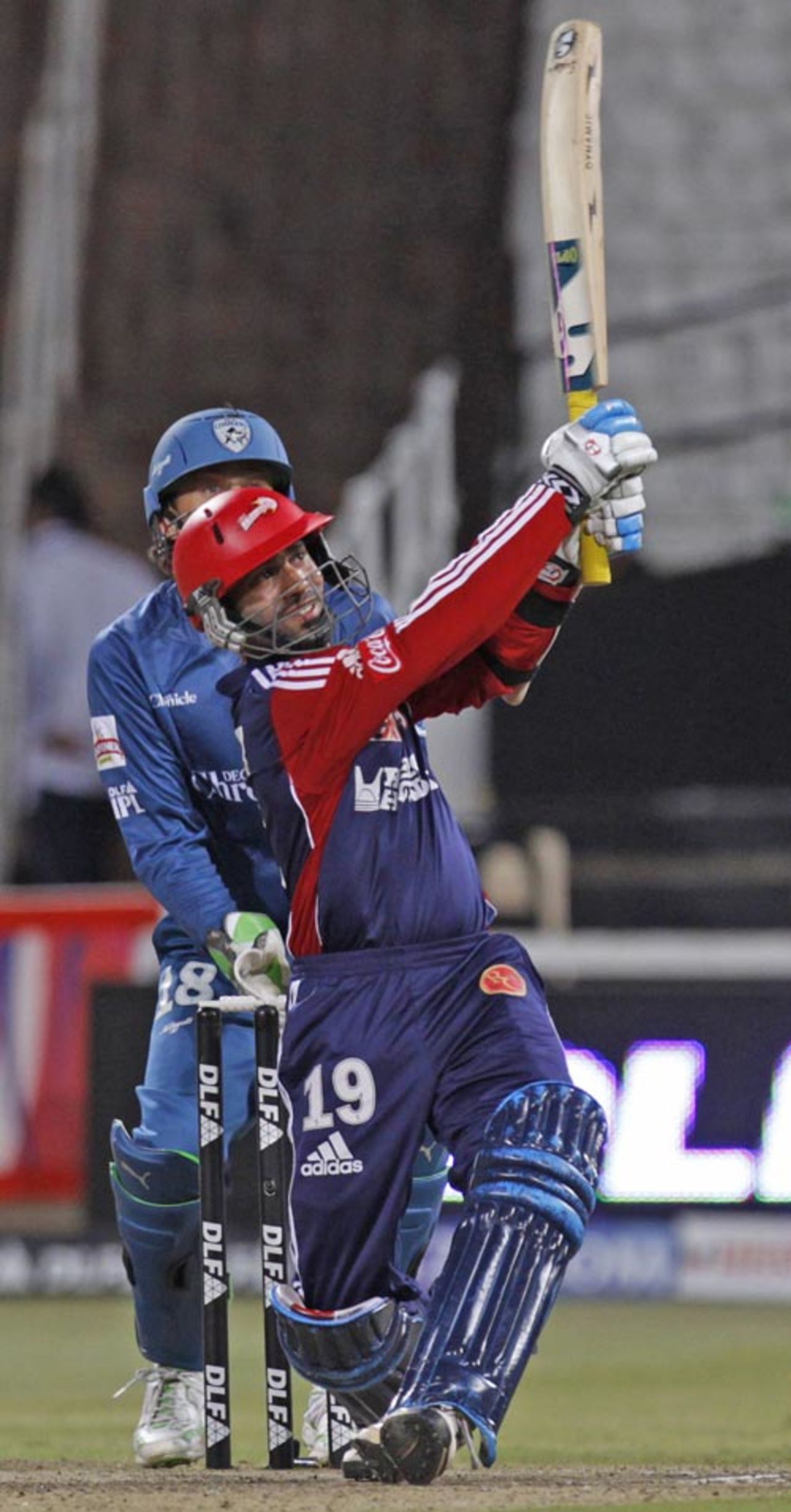 Dinesh Karthik chipped in with a late burst, Deccan Chargers v Delhi Daredevils, IPL, Durban, May 13, 2009