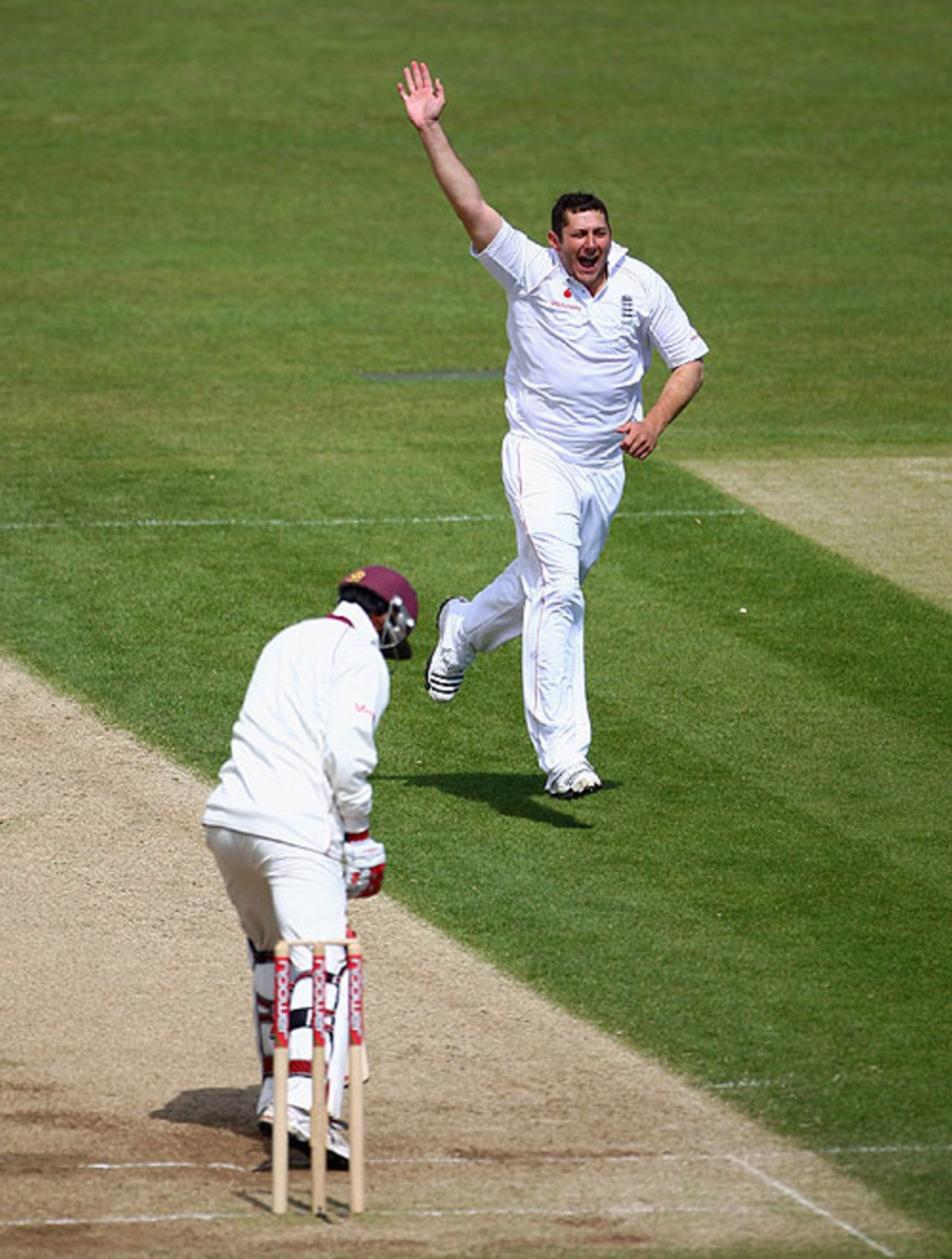 Tim Bresnan grabs Denesh Ramdin for a second-ball duck, England v West Indies, 2nd Test, Chester-le-Street, 5th day, May 18, 2009