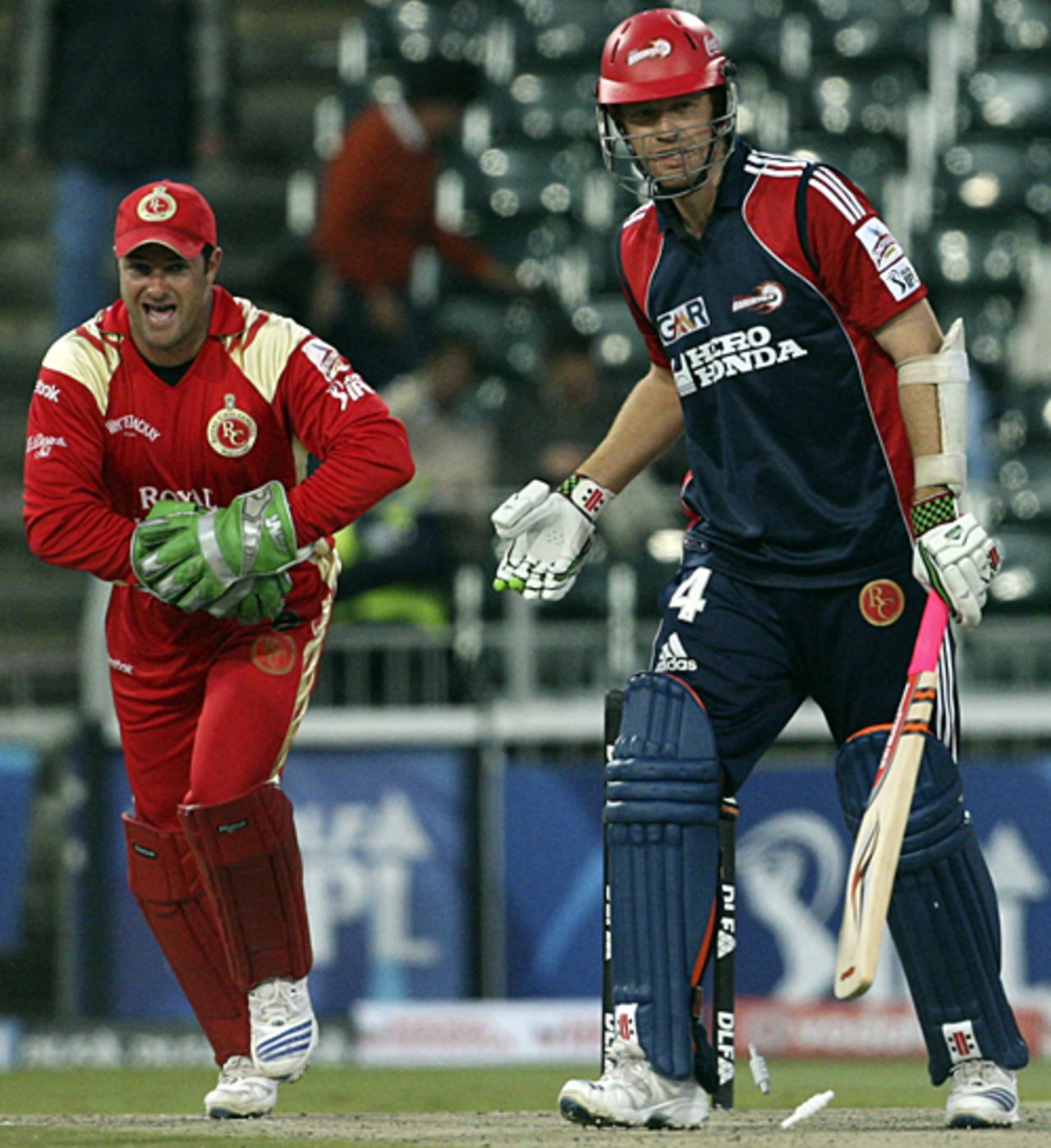 Andrew McDonald is undone by Anil Kumble, Royal Challengers Bangalore v Delhi Daredevils, IPL, 52nd match, Johannesburg, May 19, 2009