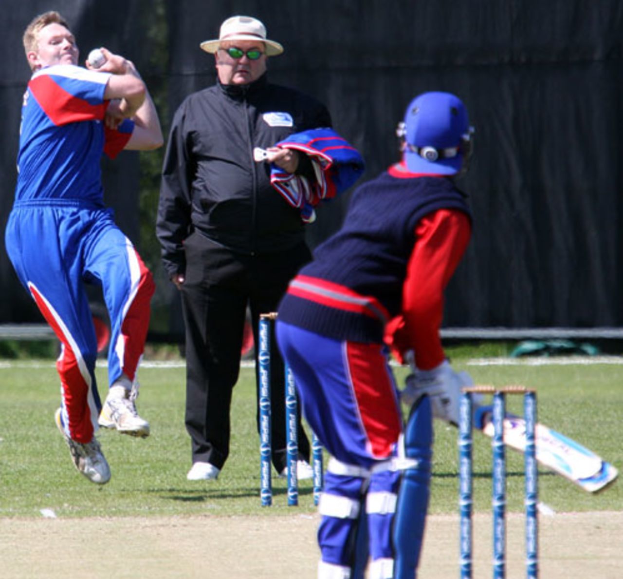 Patrick Giles-Jones picked another 5-wicket haul, Bahrain v Japan, ICC World Cricket League Division 7, Port Soif, May 21, 2009