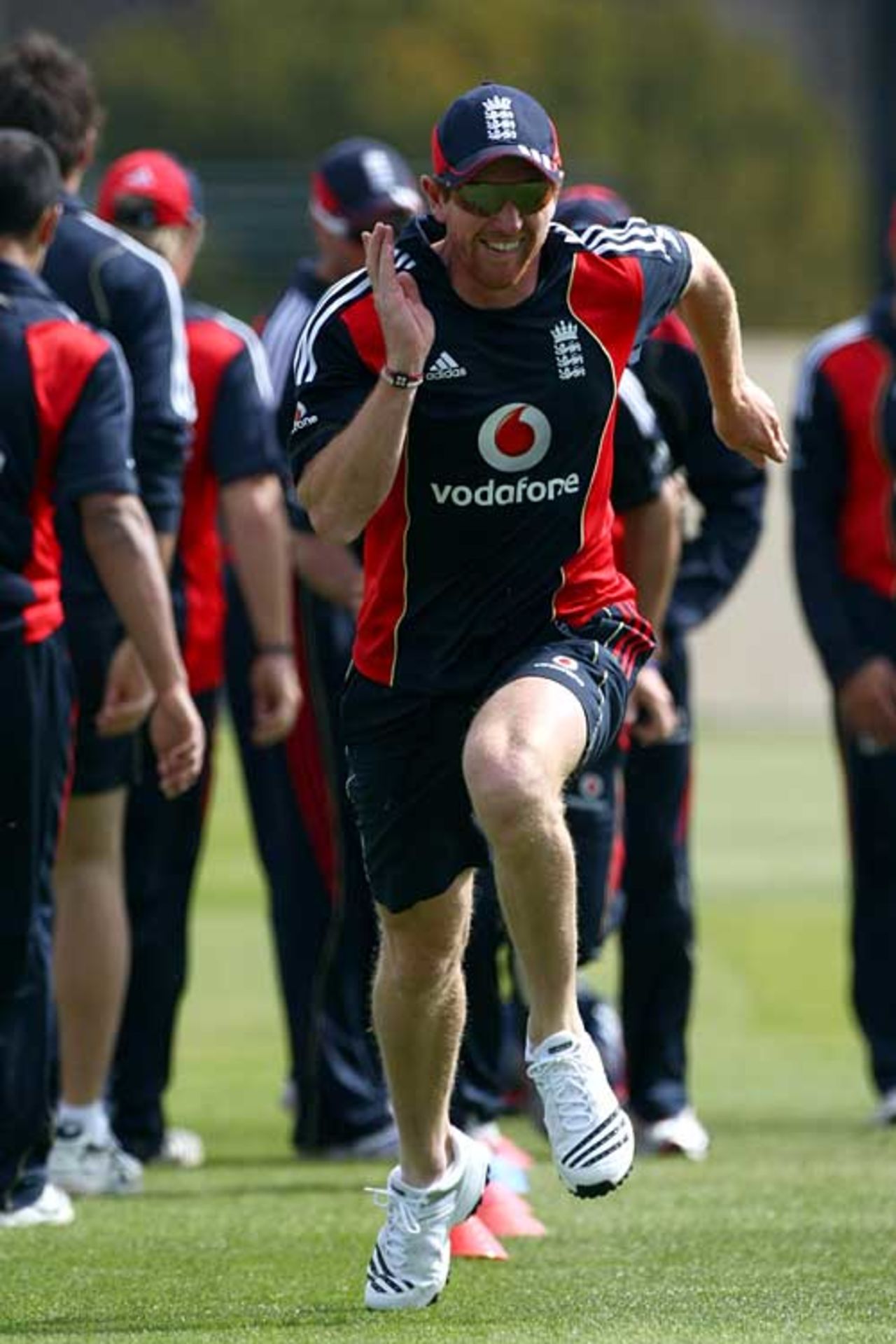 Paul Collingwood does some sprint work ahead of the second one-dayer, Bristol, May 23, 2009
