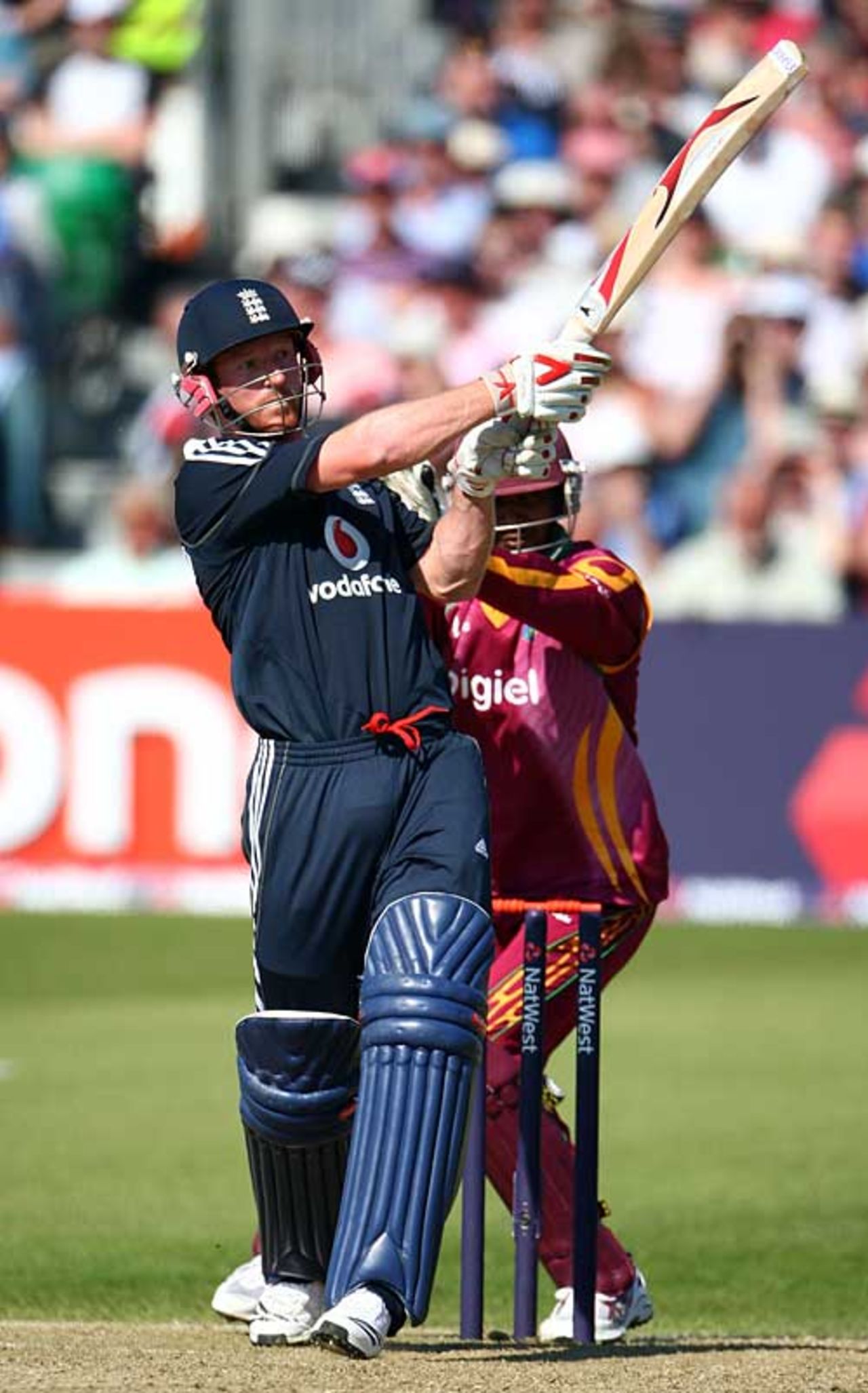 Paul Collingwood connects with a strong pull, England v West Indies, 2nd ODI, Bristol, May 24, 2009