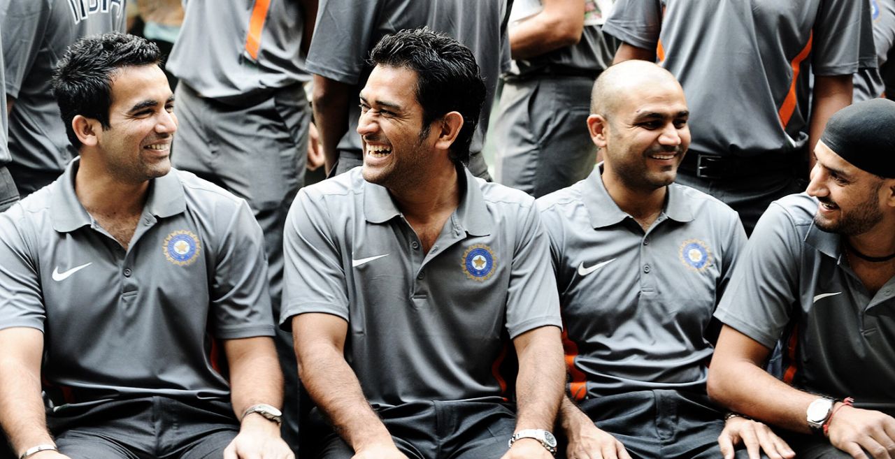Indian players get ready for the squad photo before leaving for the World Twenty20, Mumbai, May 29, 2009