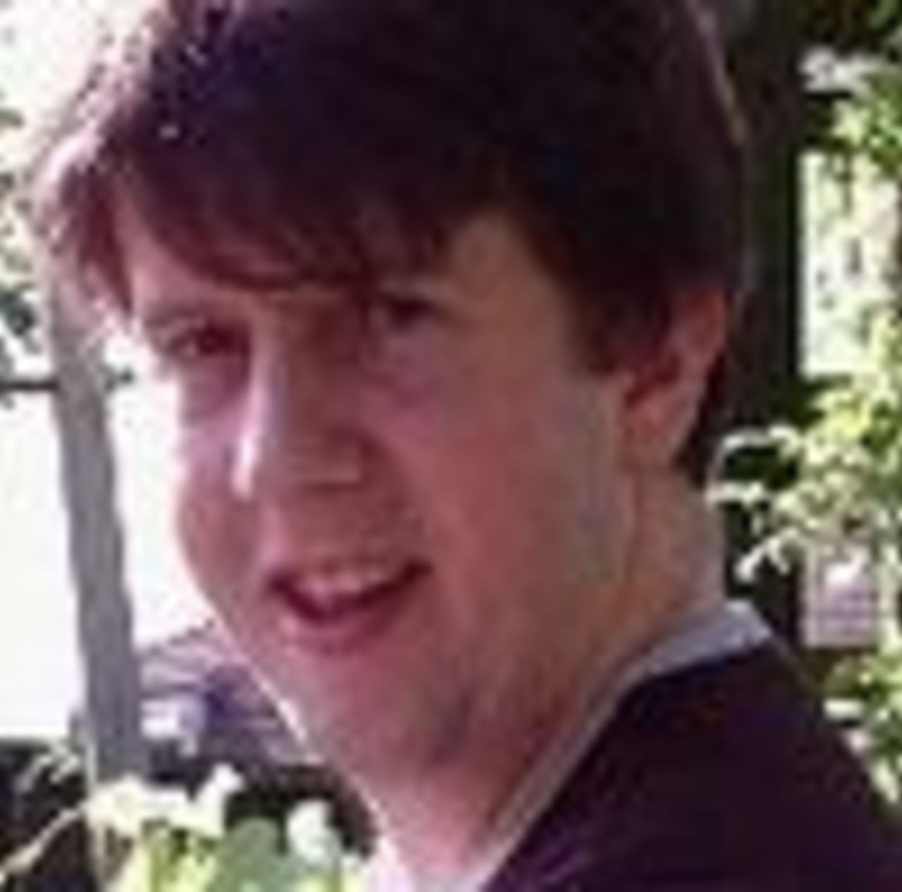 Andrew Hughes headshot