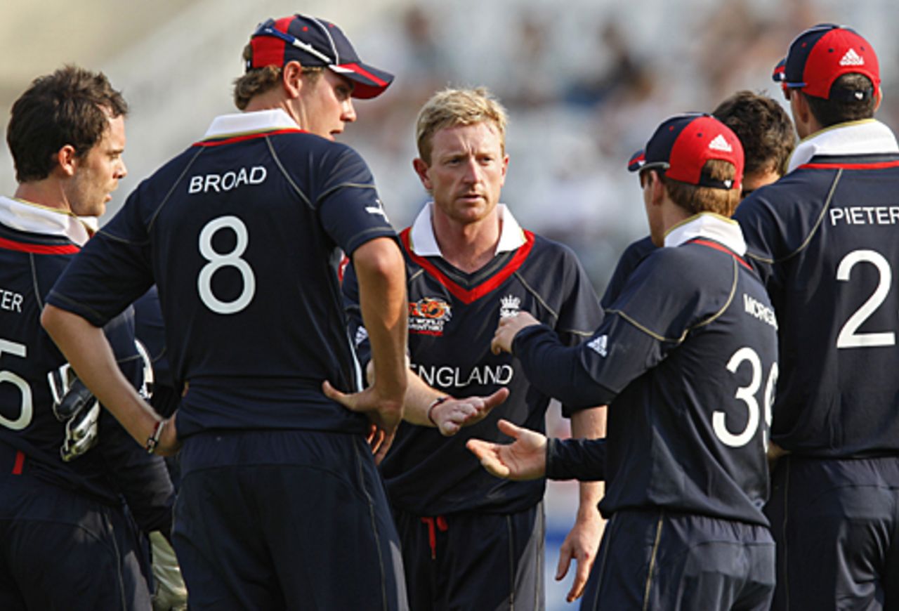 Paul Collingwood gets the congratulations after dismissing Kyle Coetzer, England v Scotland, ICC World Twenty20 warm-up match, Trent Bridge, June 2, 2009