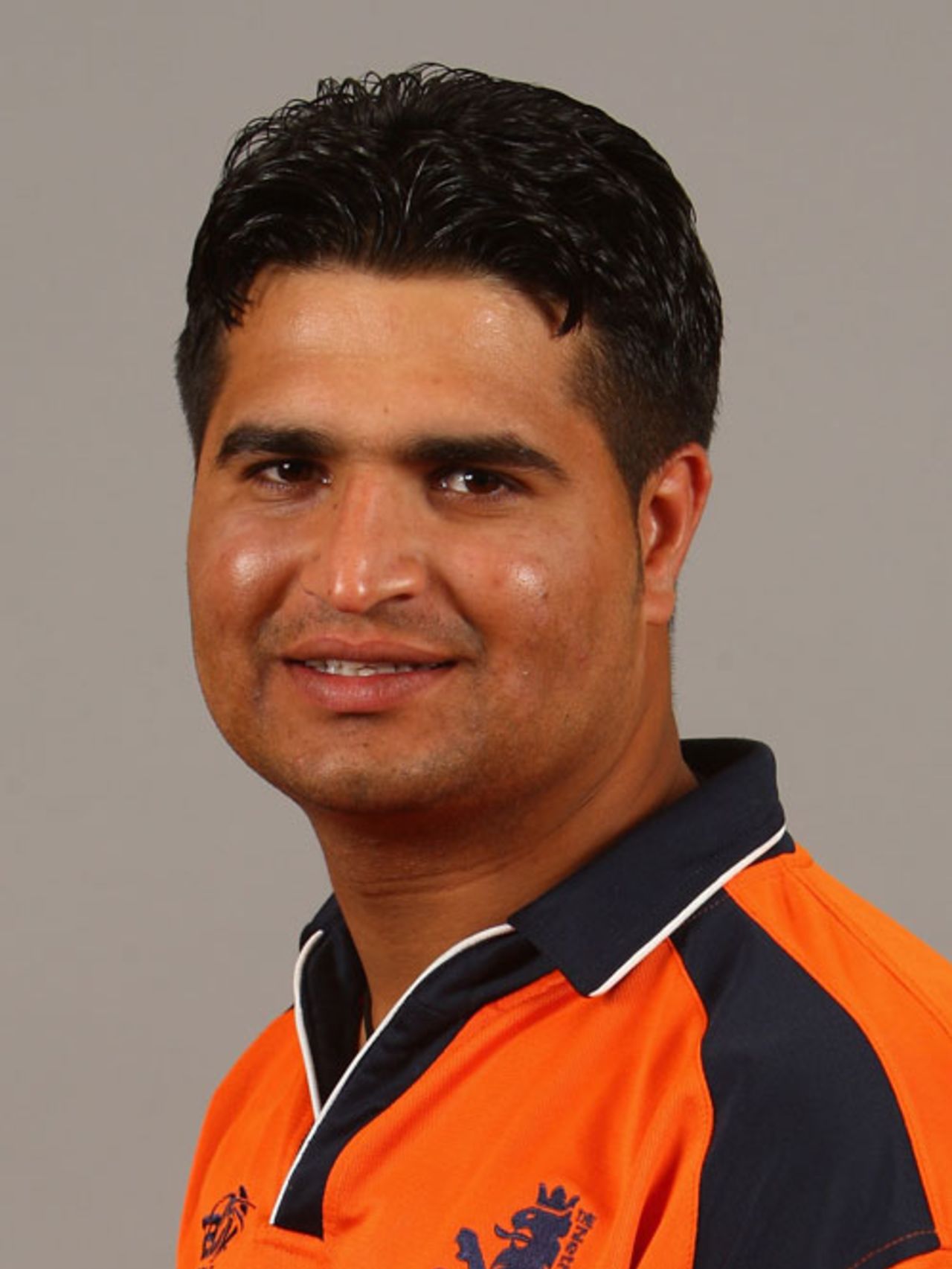Mudassar Bukhari, player profile