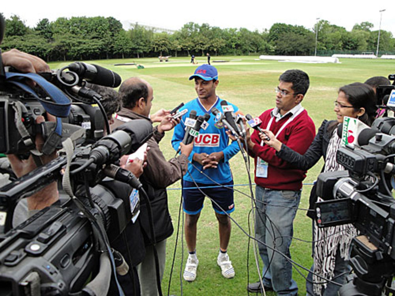 Shakib Al Hasan faces the media at Lady Bay, Nottingham, June 5, 2009