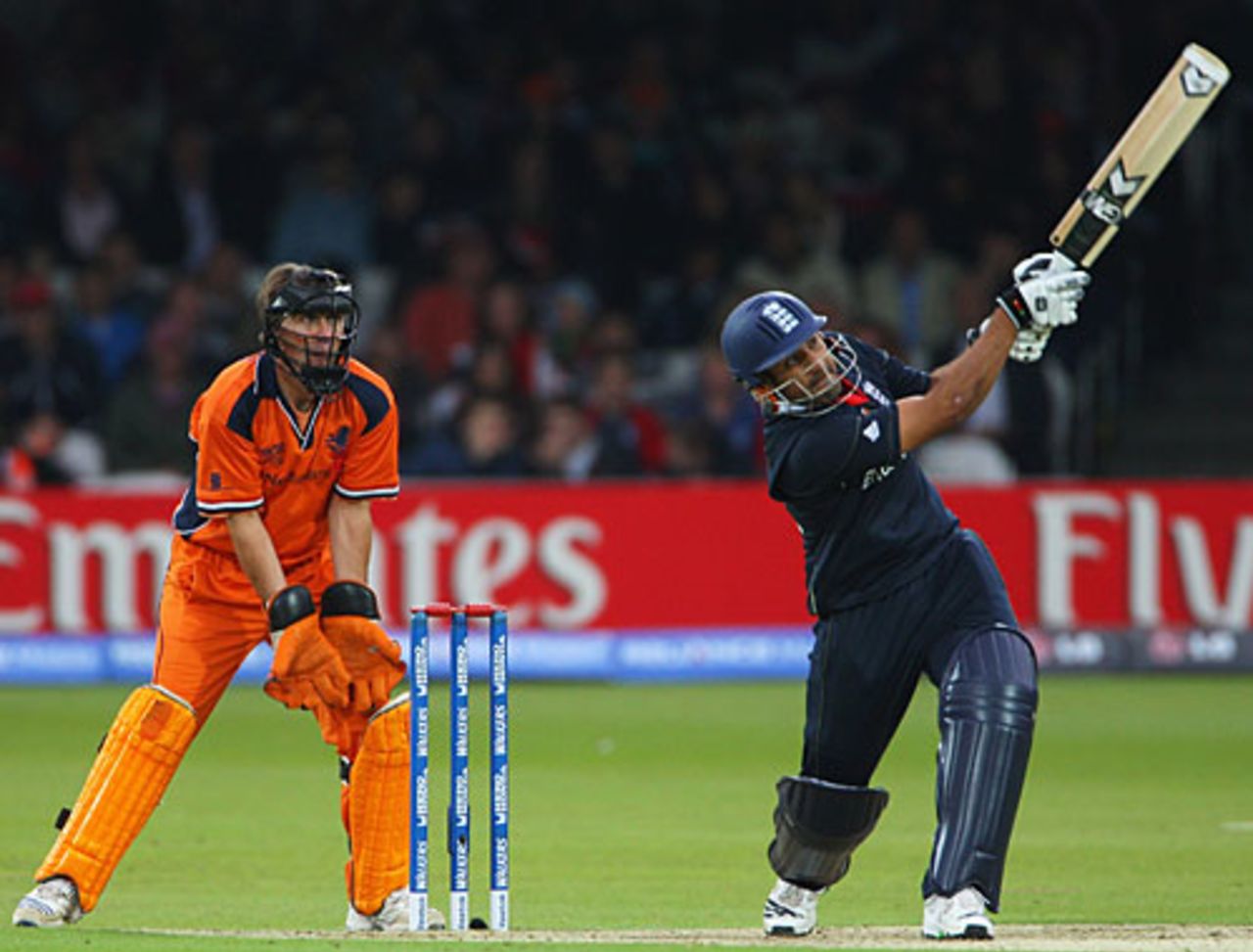 Ravi Bopara slogs over midwicket, England v Netherlands, ICC World Twenty20, Lord's, June 5, 2009