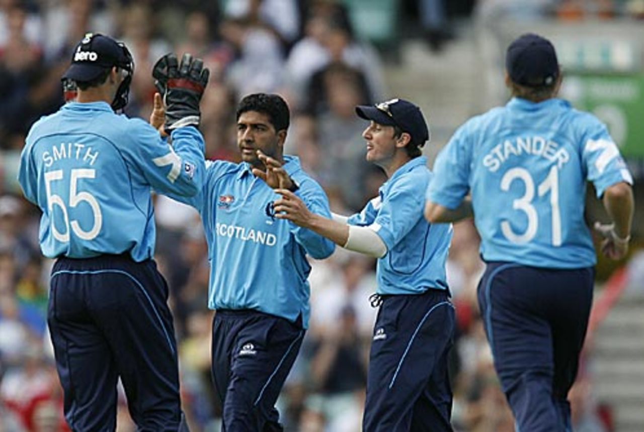 Majid Haq celebrates Jacques Kallis' wicket, Scotland v South Africa, ICC World Twenty20, The Oval, June 7, 2009