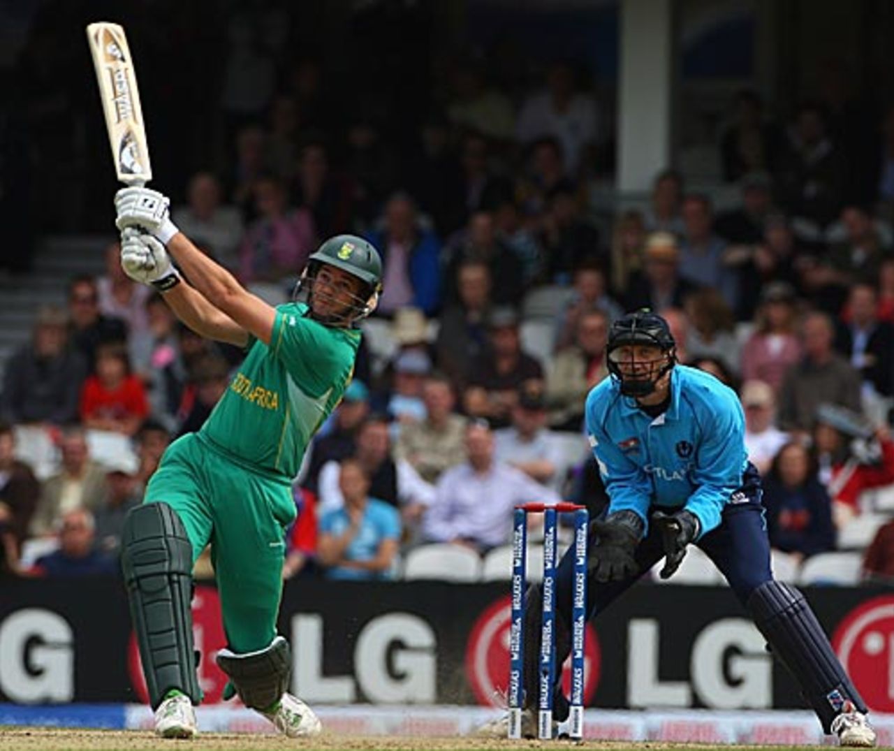 Albie Morkel sends one into the stands, Scotland v South Africa, ICC World Twenty20, The Oval, June 7, 2009