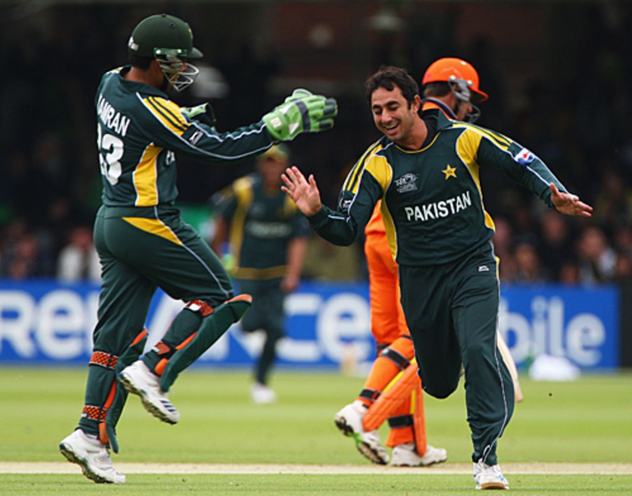 Saeed Ajmal and Kamran Akmal celebrate after sending back Alexei Kervezee, Netherlands v Pakistan, ICC World Twenty20, Lord's, June 9, 2009