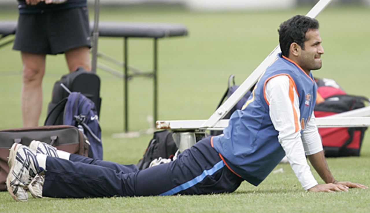 Irfan Pathan goes through the stretching routine, Lord's, June 11, 2009