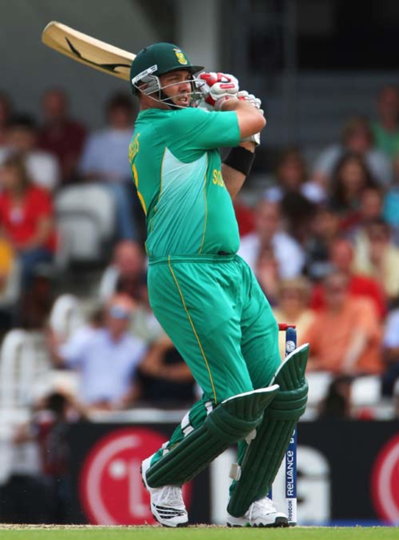 Jacques Kallis pulls powerfully, South Africa v West Indies, ICC World Twenty20 Super Eights, The Oval, June 13, 2009 